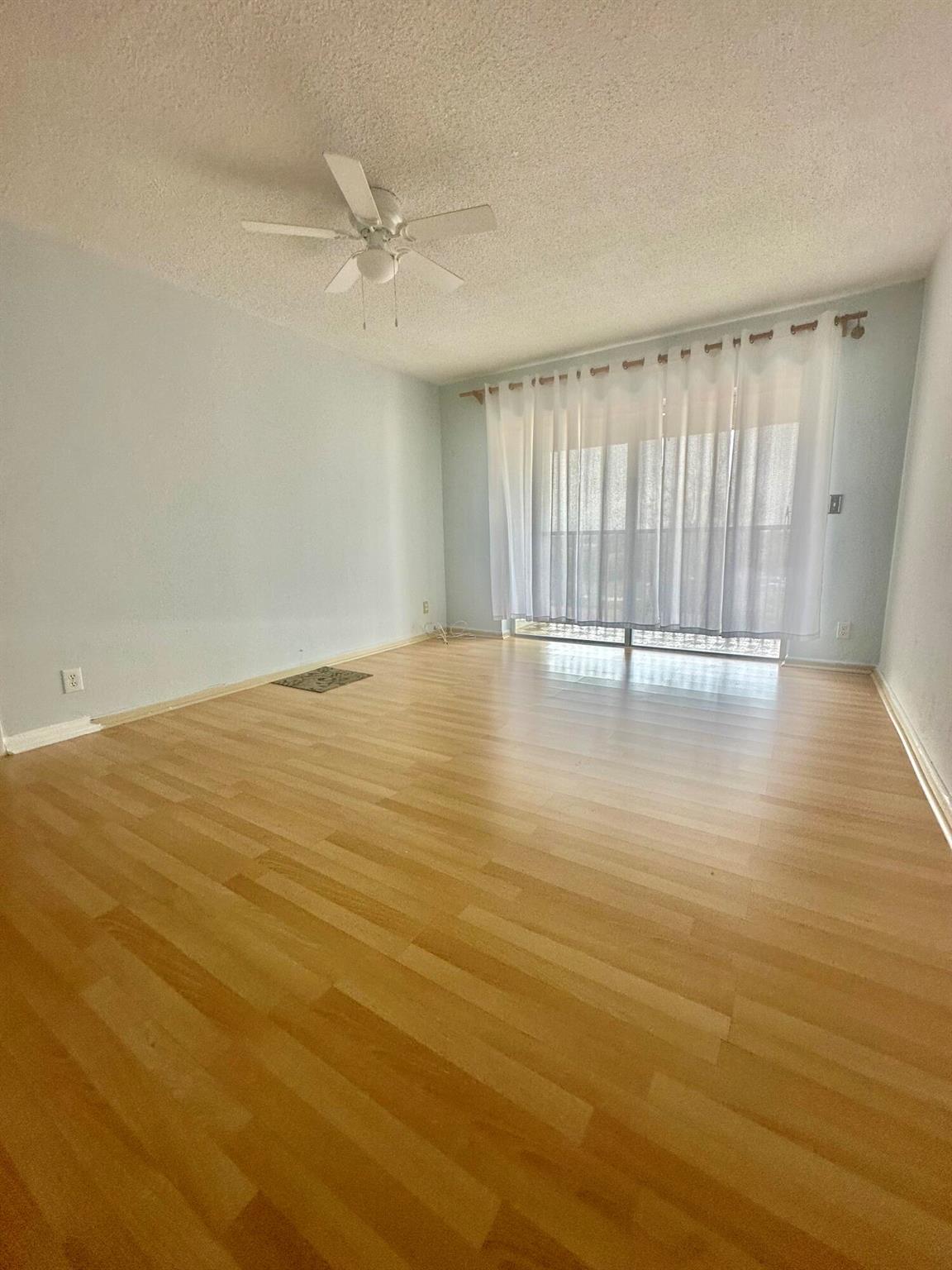 THIRD GULFSTREAM GARDEN - Residential Lease