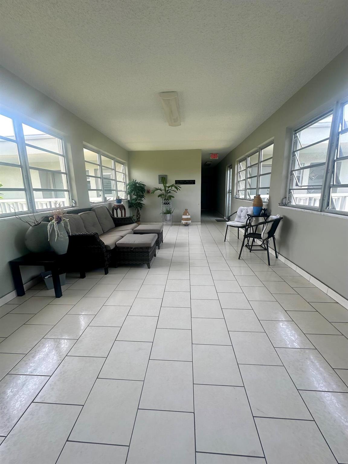 THIRD GULFSTREAM GARDEN - Residential Lease