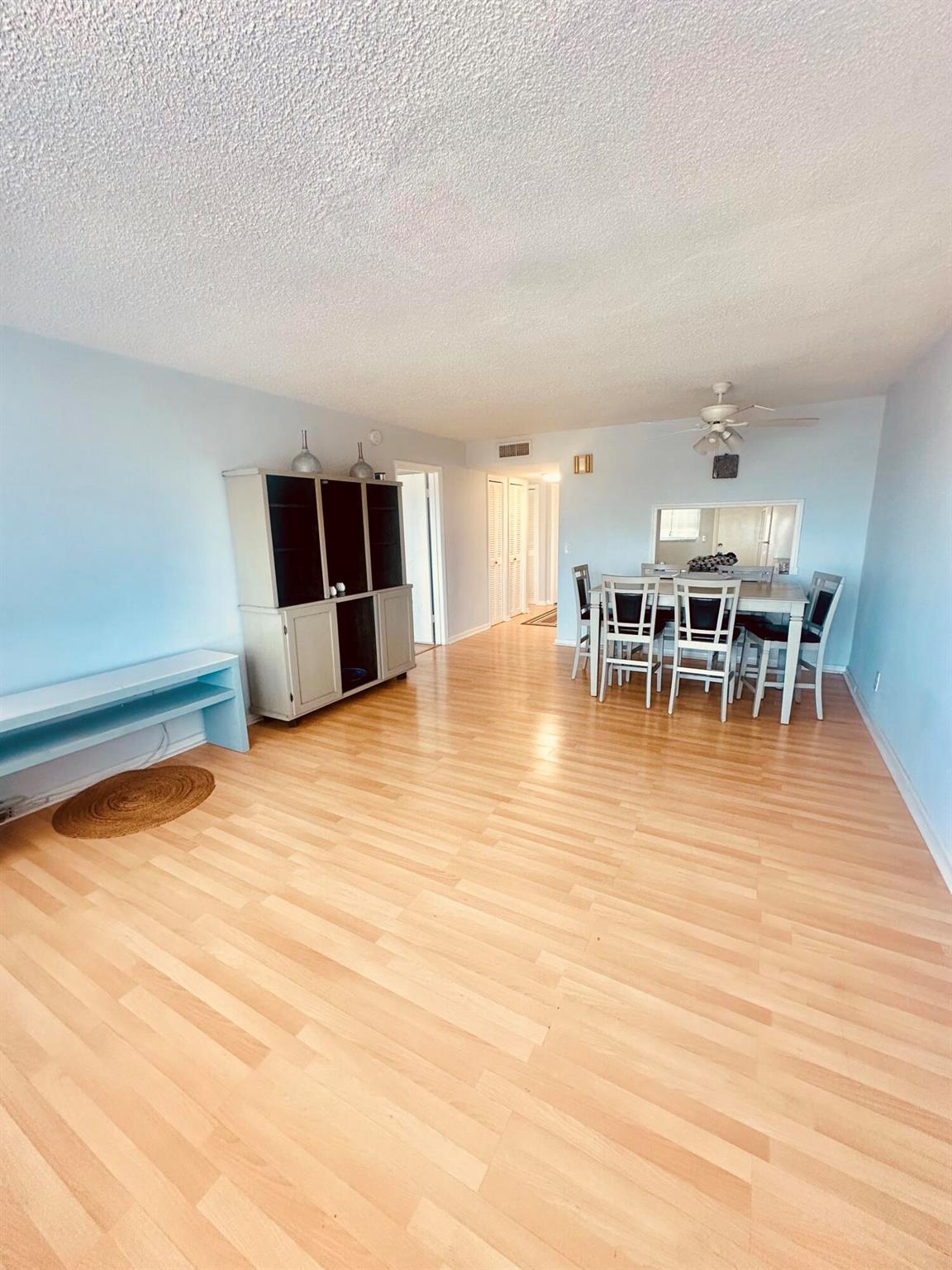 THIRD GULFSTREAM GARDEN - Residential Lease