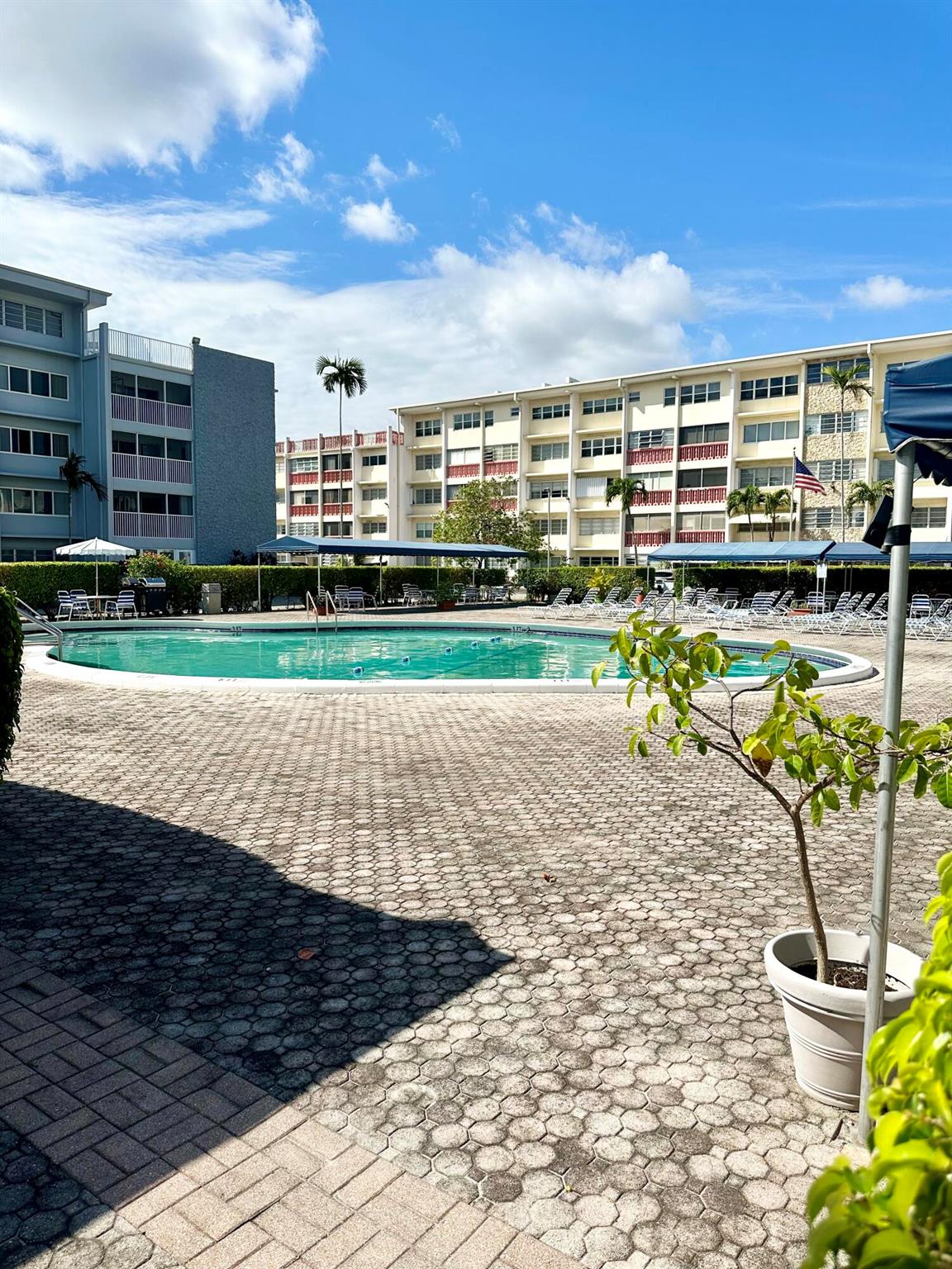THIRD GULFSTREAM GARDEN - Residential Lease
