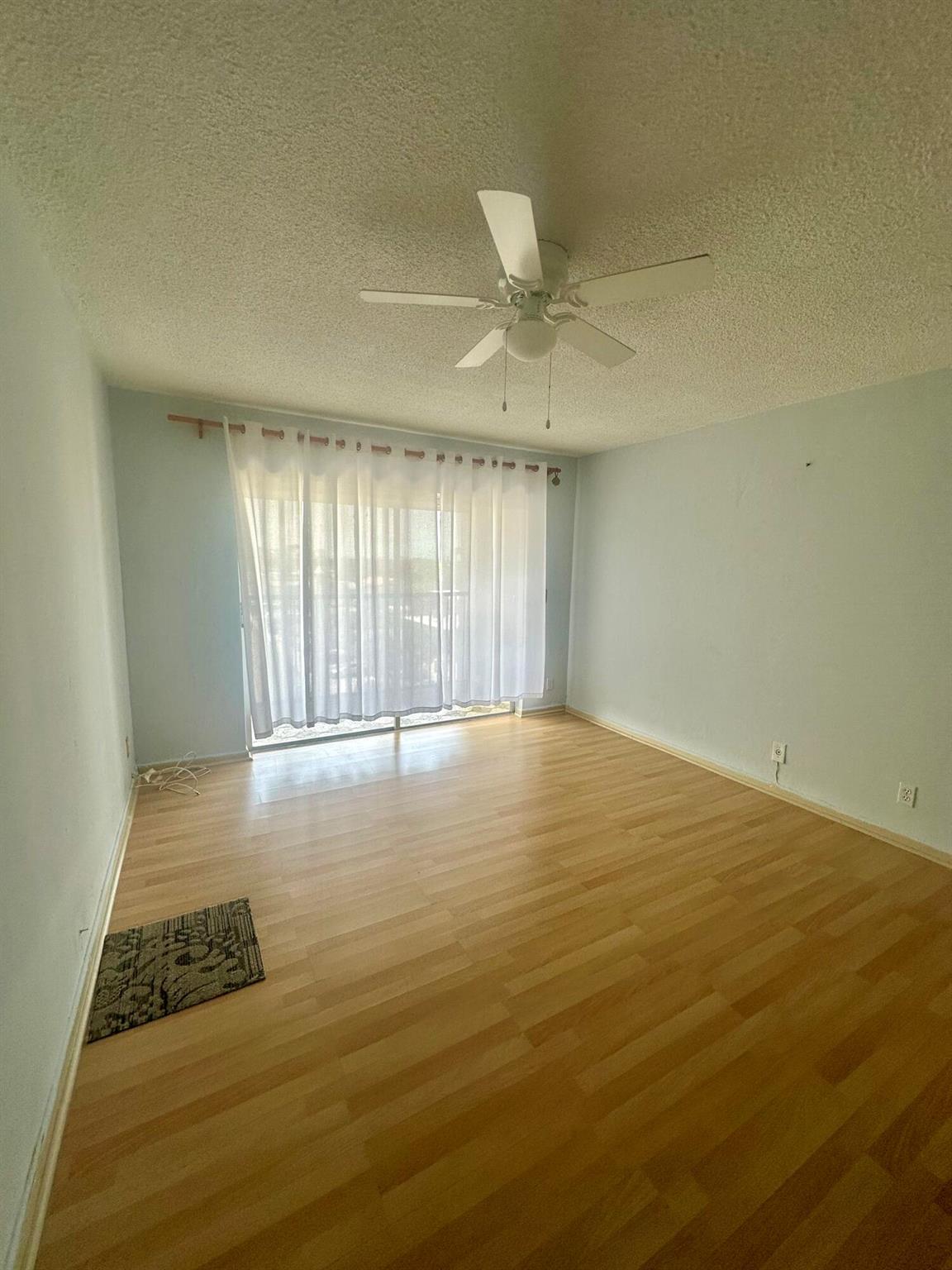 THIRD GULFSTREAM GARDEN - Residential Lease