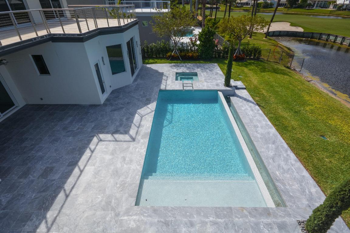 ST ANDREWS COUNTRY CLUB - Residential