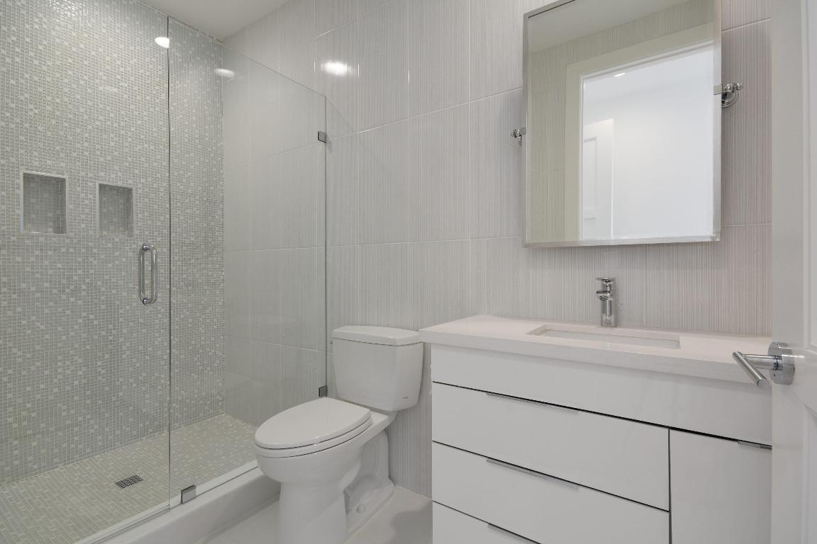 ST ANDREWS COUNTRY CLUB - Residential