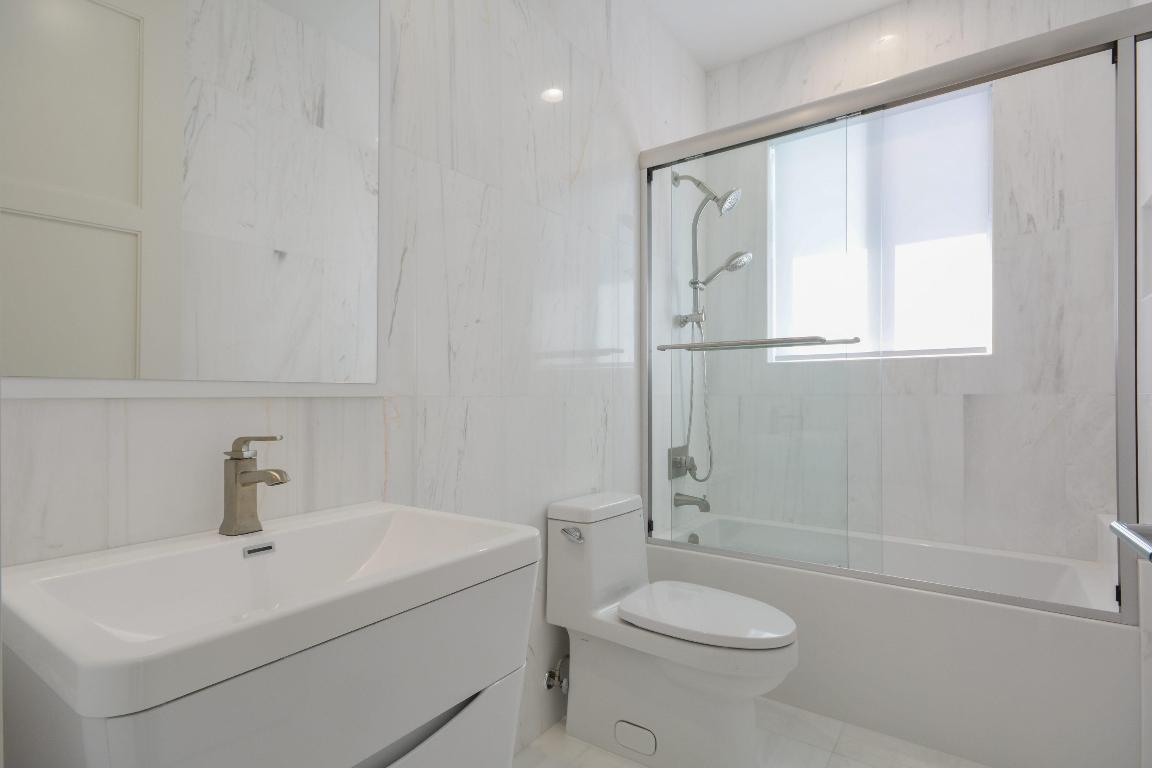 ST ANDREWS COUNTRY CLUB - Residential