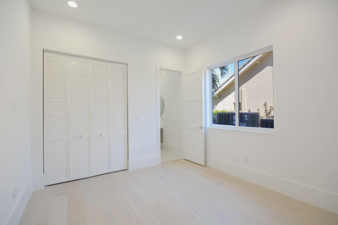 ST ANDREWS COUNTRY CLUB - Residential