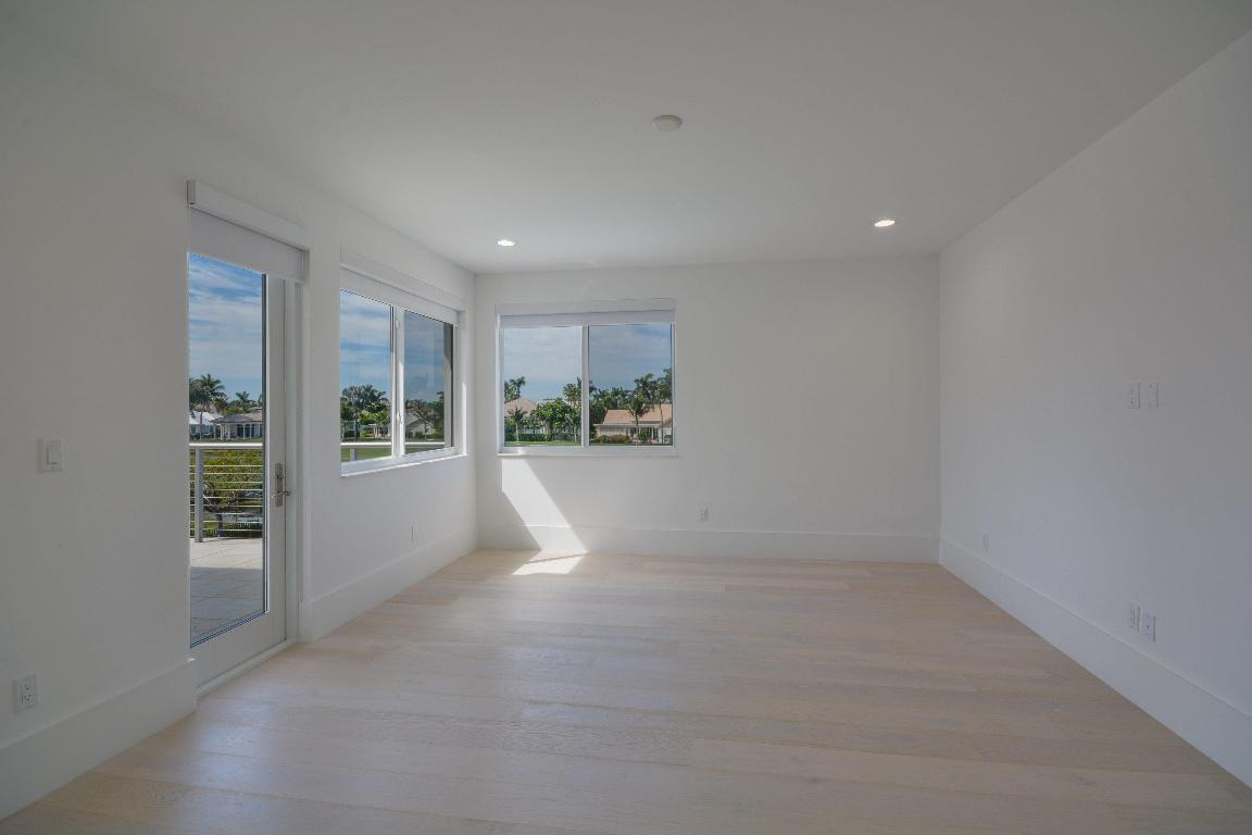 ST ANDREWS COUNTRY CLUB - Residential