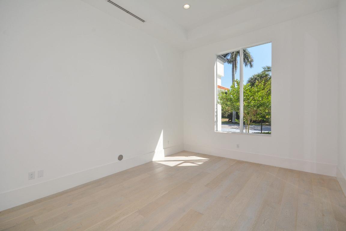 ST ANDREWS COUNTRY CLUB - Residential