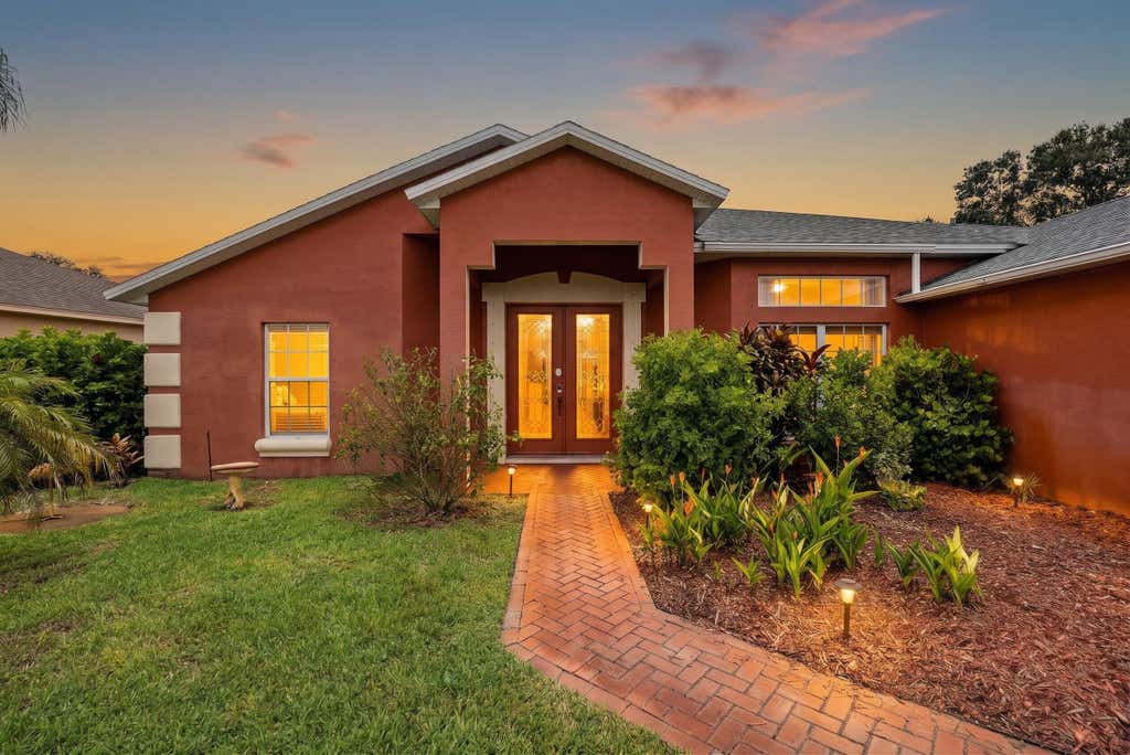 Photo of 631 SE Stow Terrace, Port Saint Lucie, FL 34984 (MLS # B26056763)