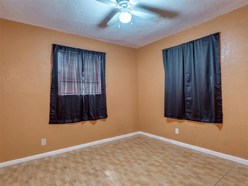 Broadview Country Club Es - Residential