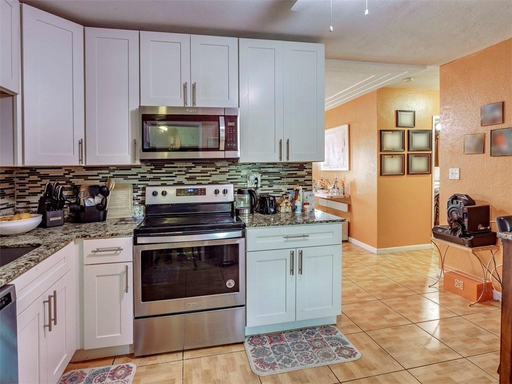 Broadview Country Club Es - Residential