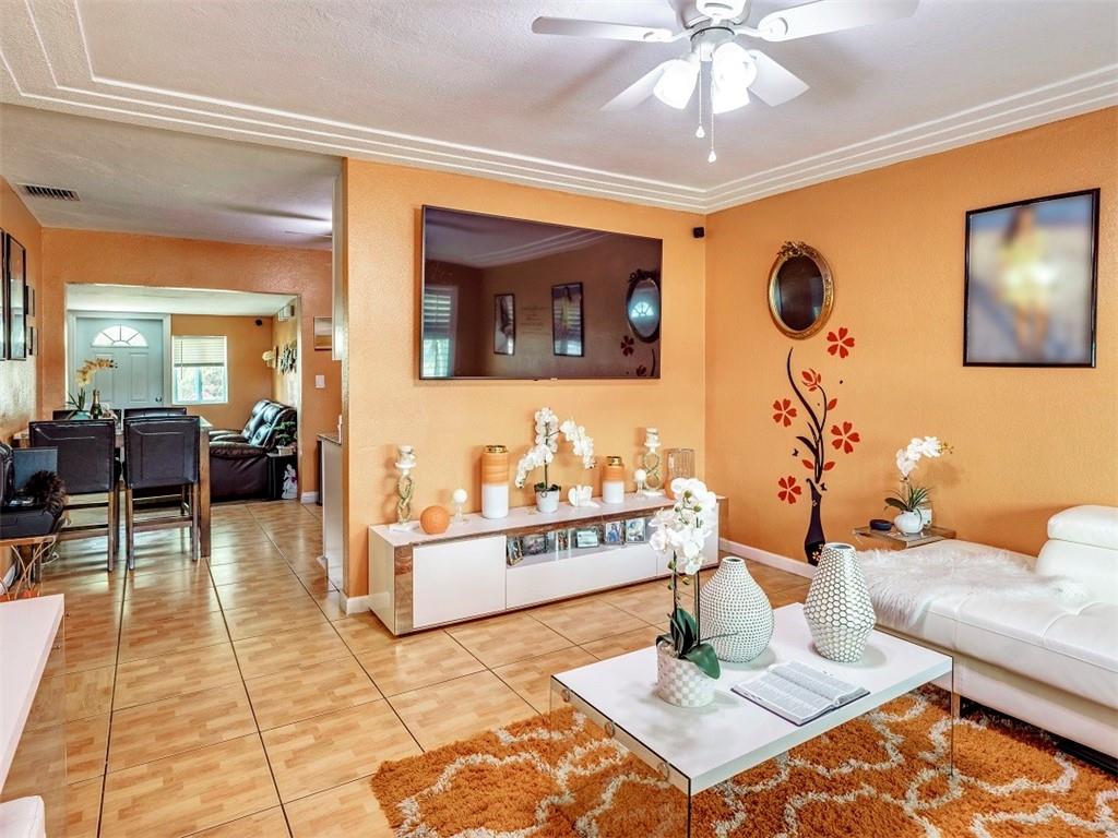 Broadview Country Club Es - Residential