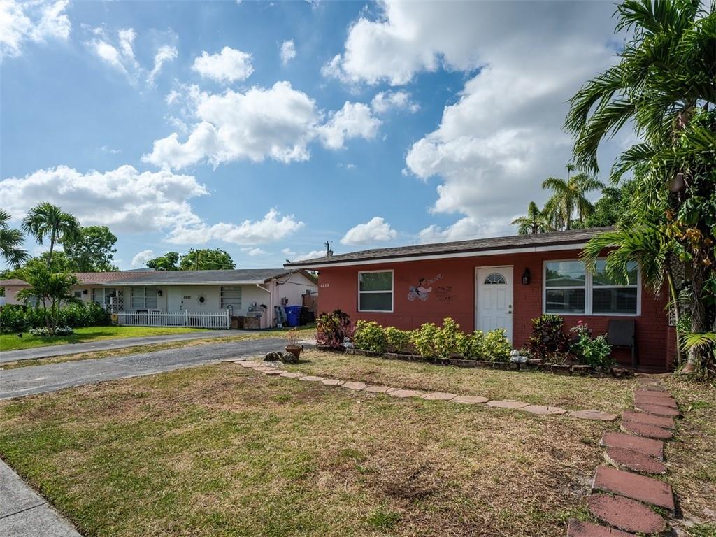 Broadview Country Club Es - Residential