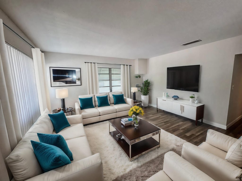 Photo of 831811 SE 22nd Avenue #8, Pompano Beach, FL 33062 (MLS # R11009421)