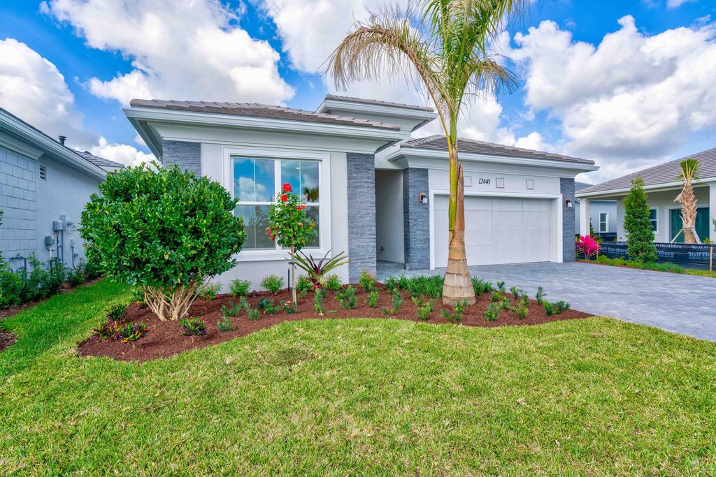 Photo of 12440 Hammock Way, Palm Beach Gardens, FL 33412 (MLS # R10970926)