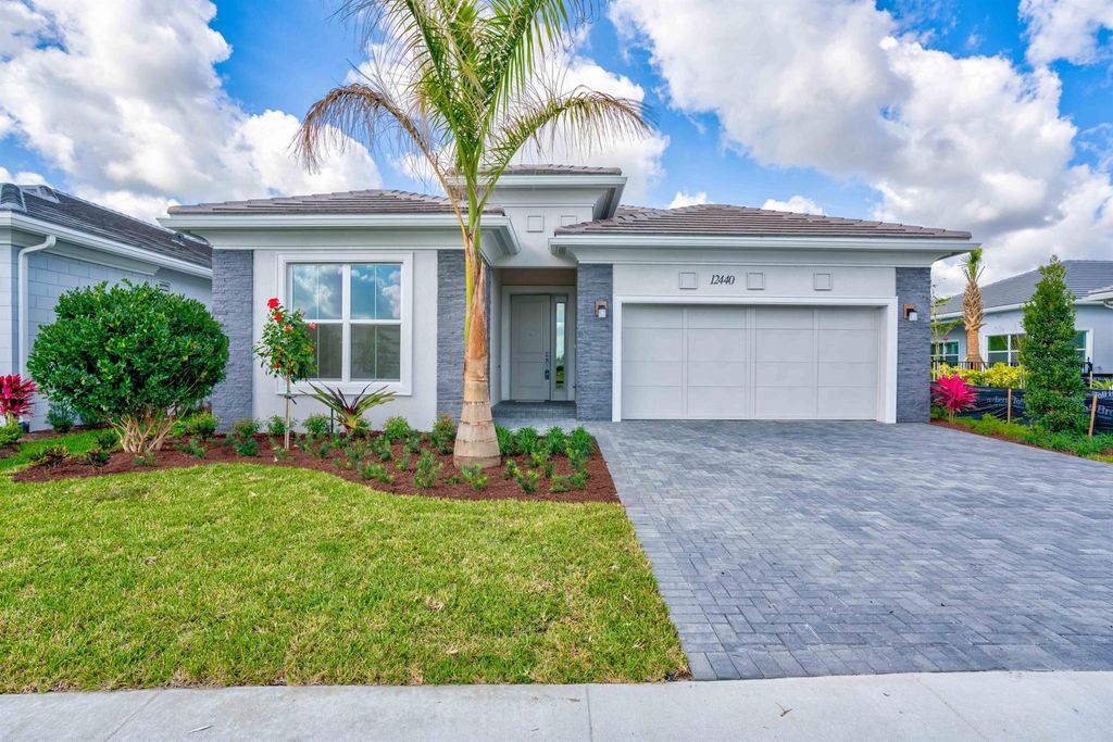 Photo of 12440 Hammock Way, Palm Beach Gardens, FL 33412 (MLS # R10970926)