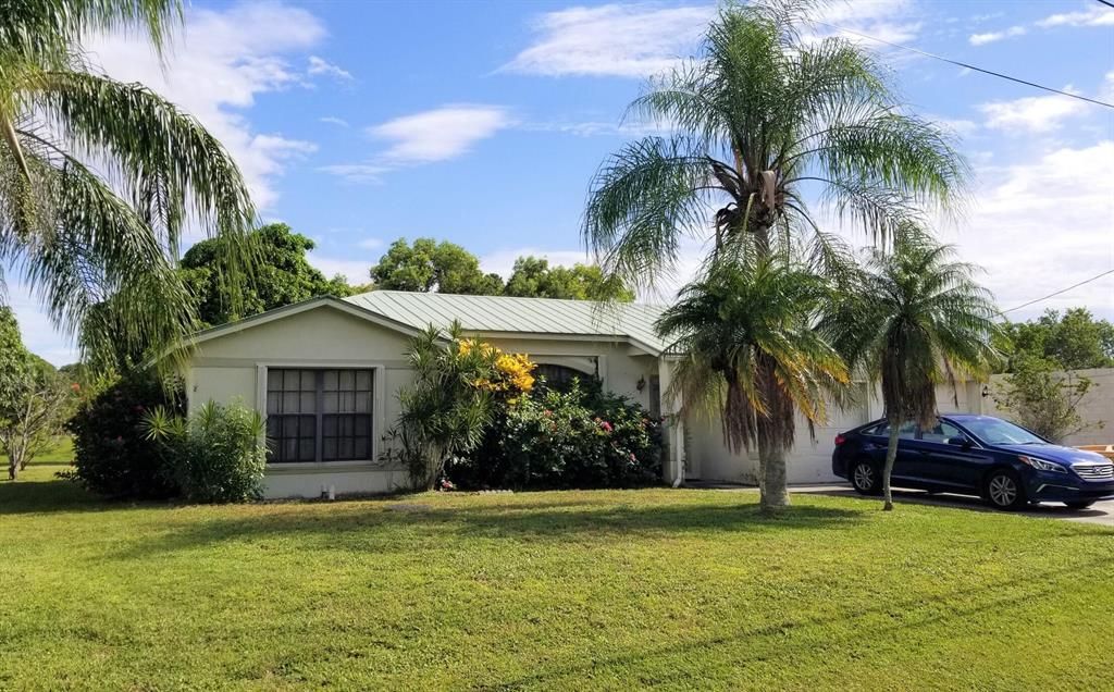 Photo of 2585 SE Lyman Circle, Port Saint Lucie, FL 34952 (MLS # R10745525)