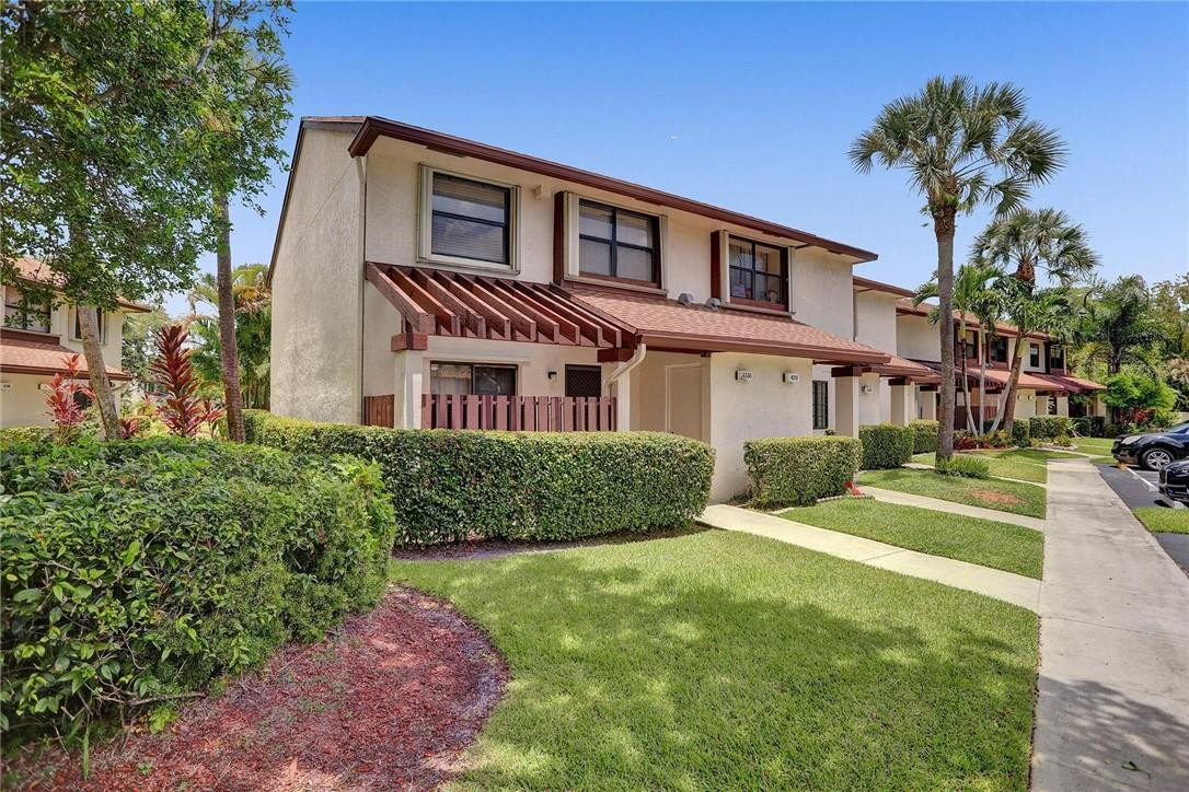 Golden Raintree V - Residential