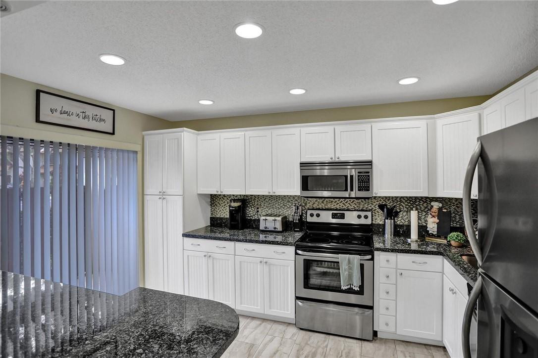 Golden Raintree V - Residential