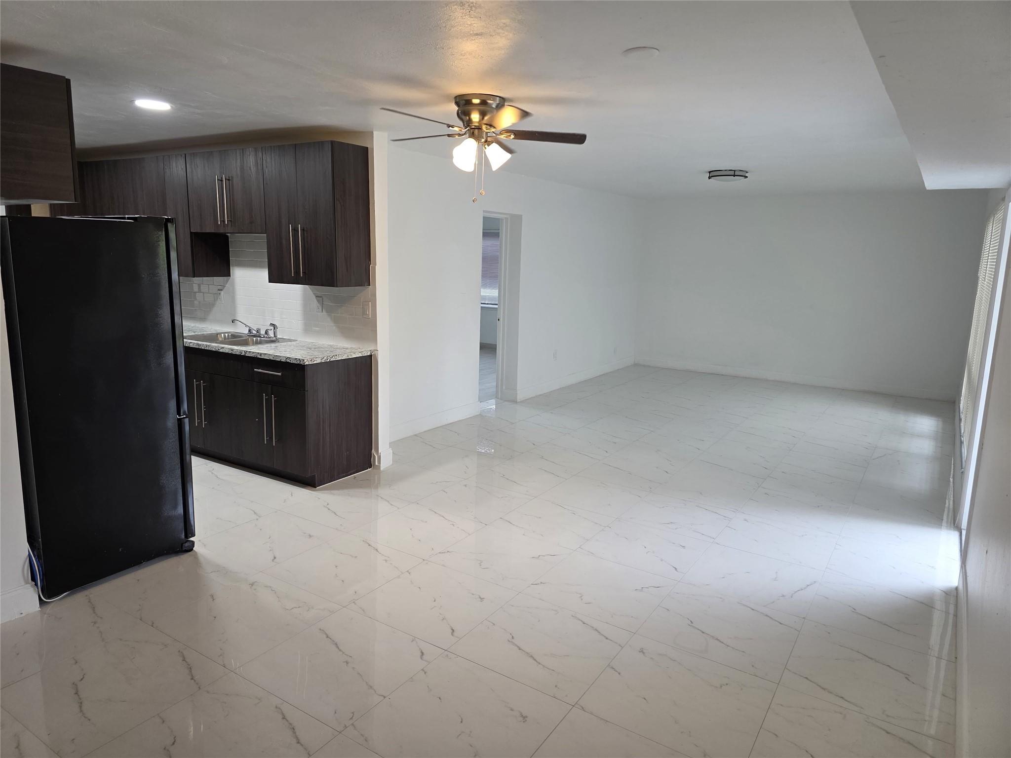 MELROSE PARK SEC 8 - Residential Lease