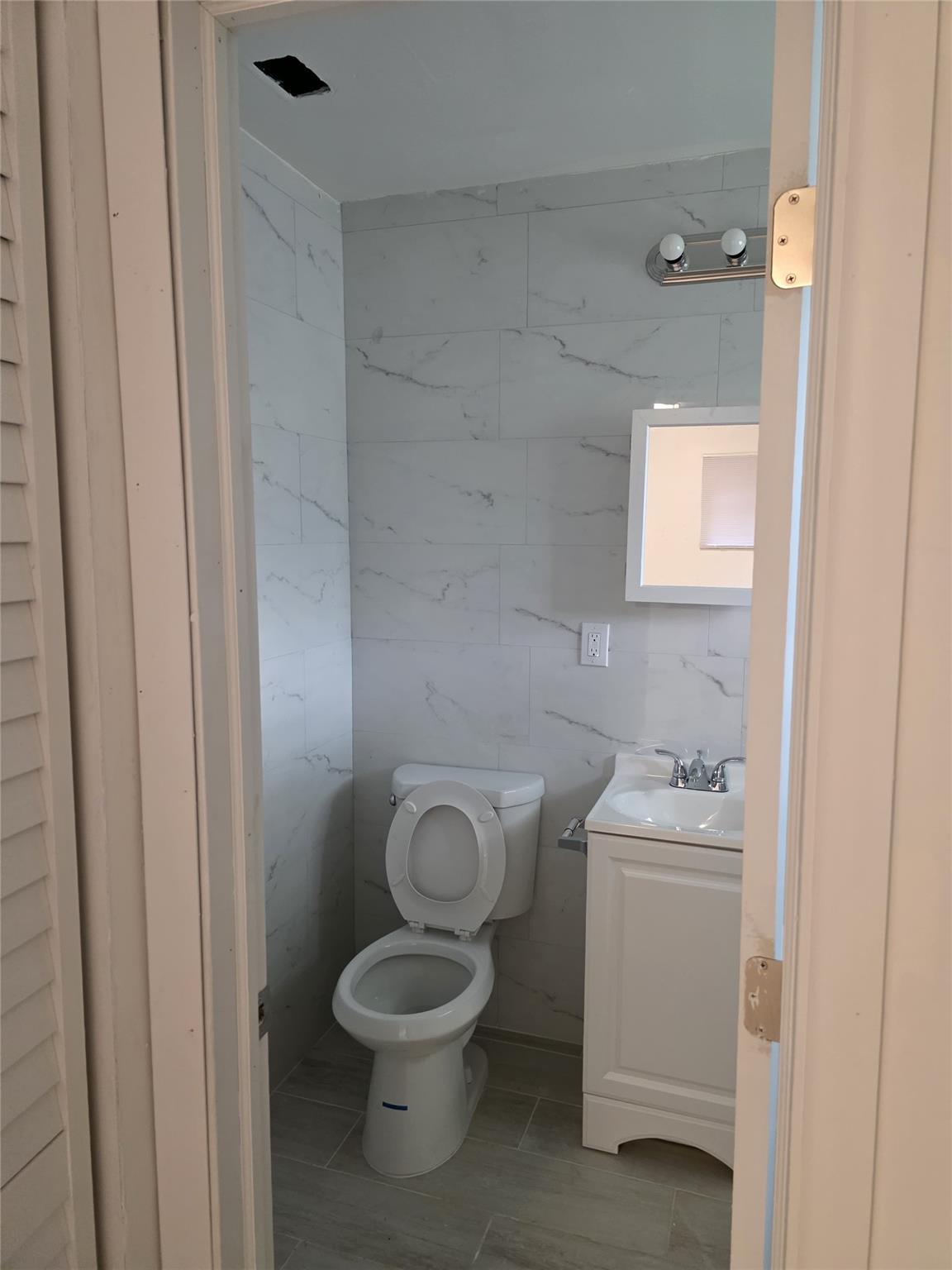 MELROSE PARK SEC 8 - Residential Lease