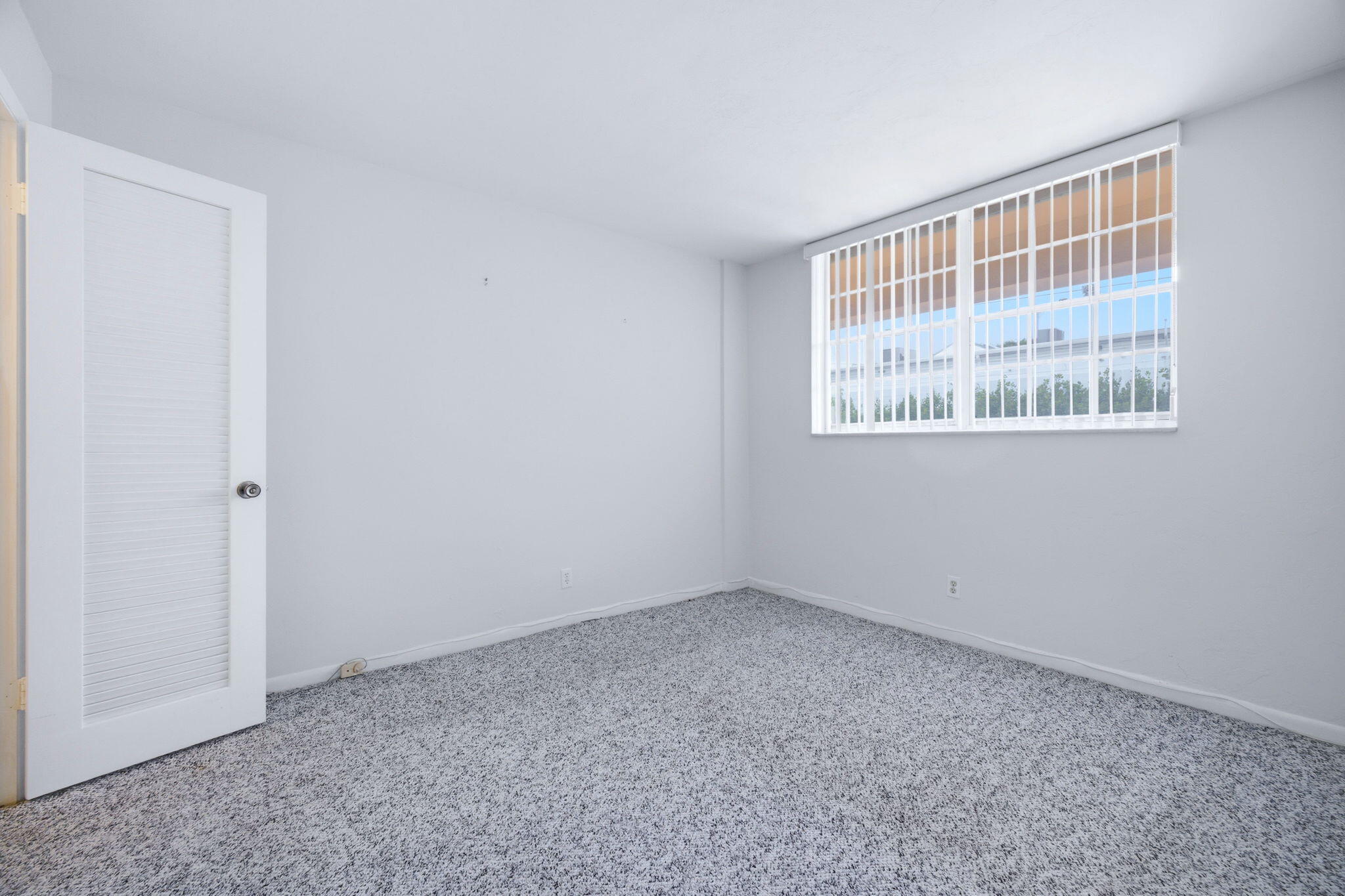 LIGHTHOUSE POINT PLAZA CONDO - Residential