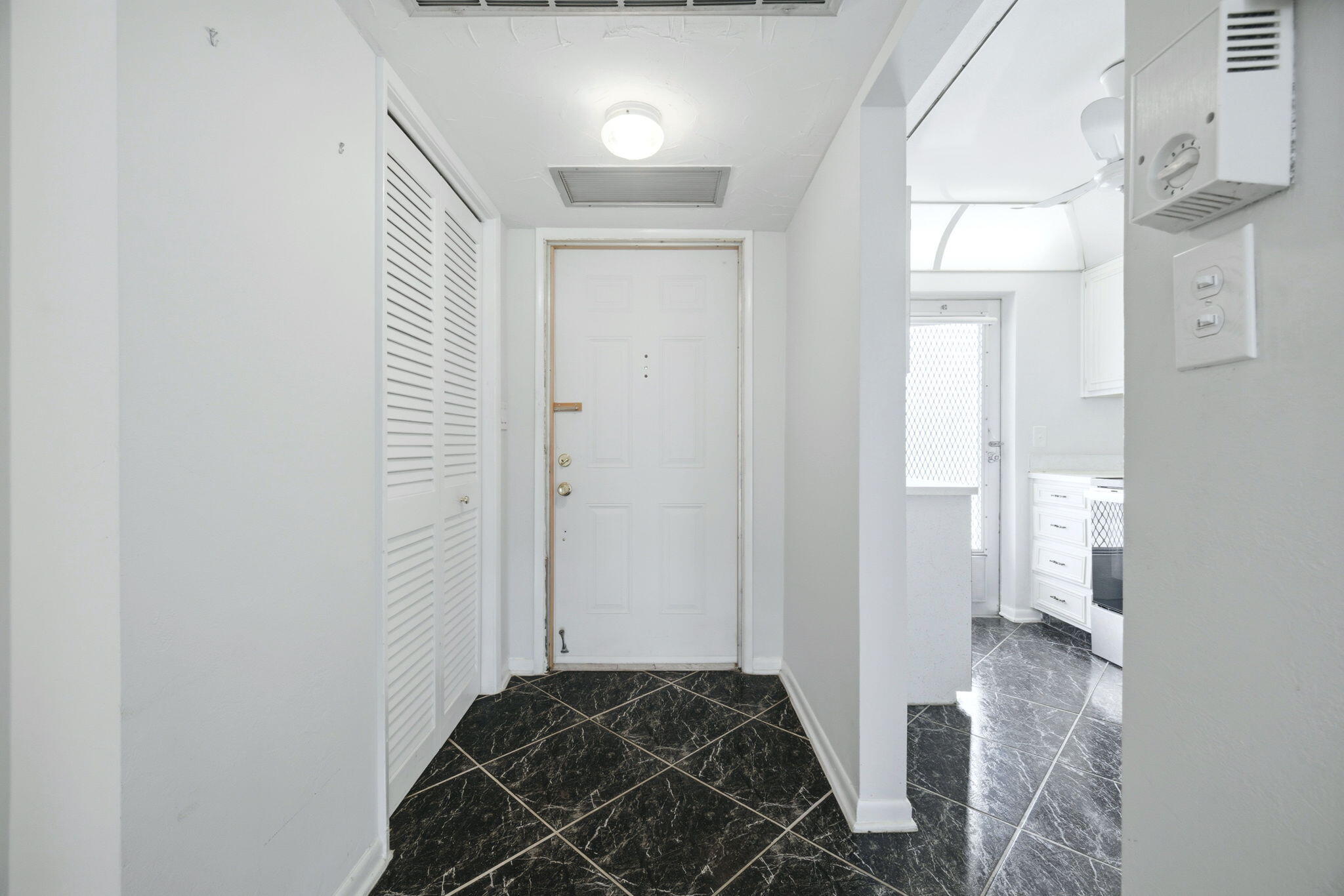 LIGHTHOUSE POINT PLAZA CONDO - Residential