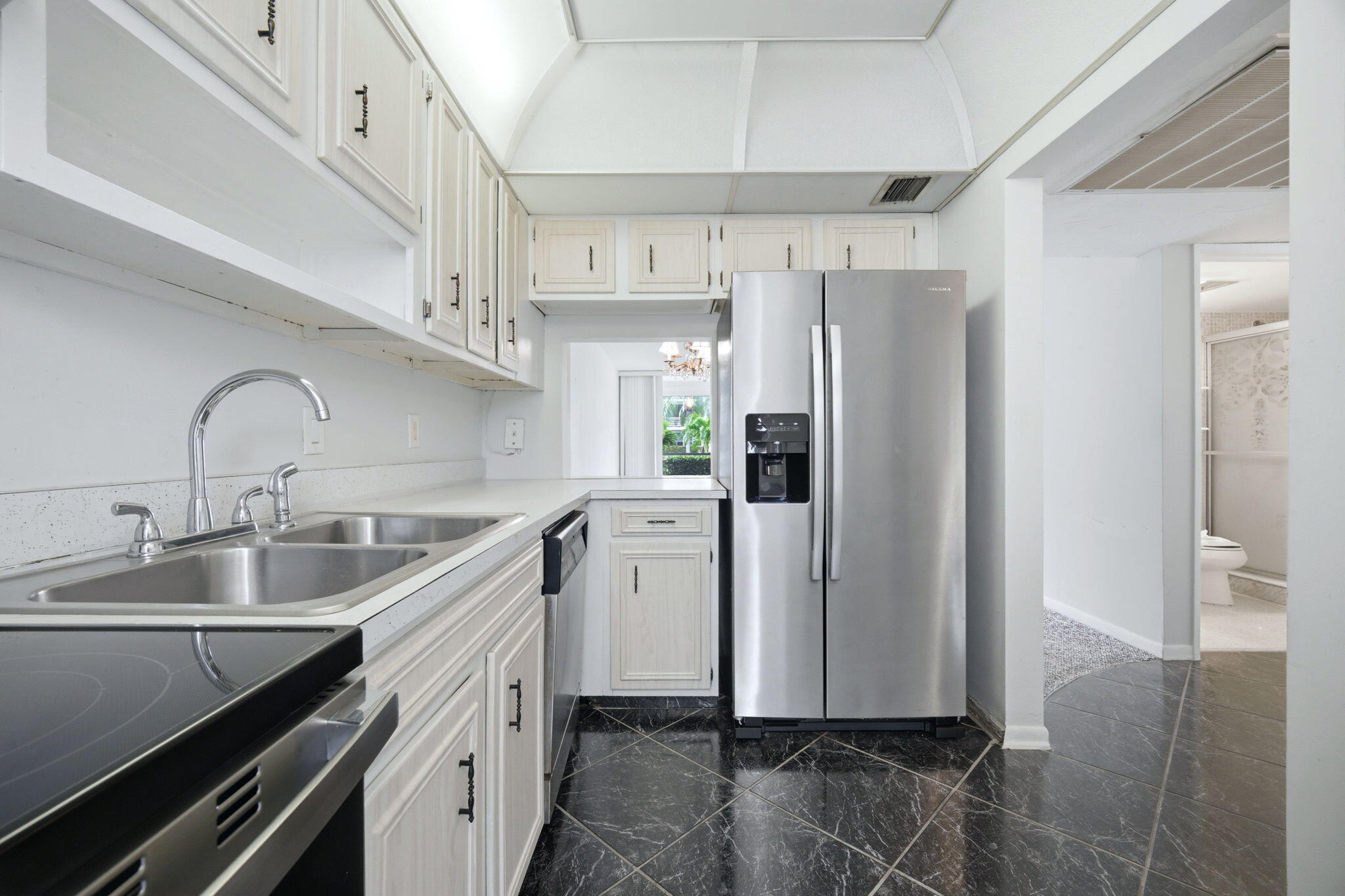 LIGHTHOUSE POINT PLAZA CONDO - Residential