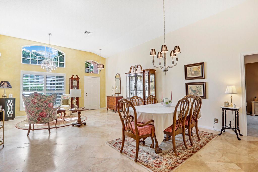 Photo of 183 Bent Tree Drive, Palm Beach Gardens, FL 33418 (MLS # R11000815)