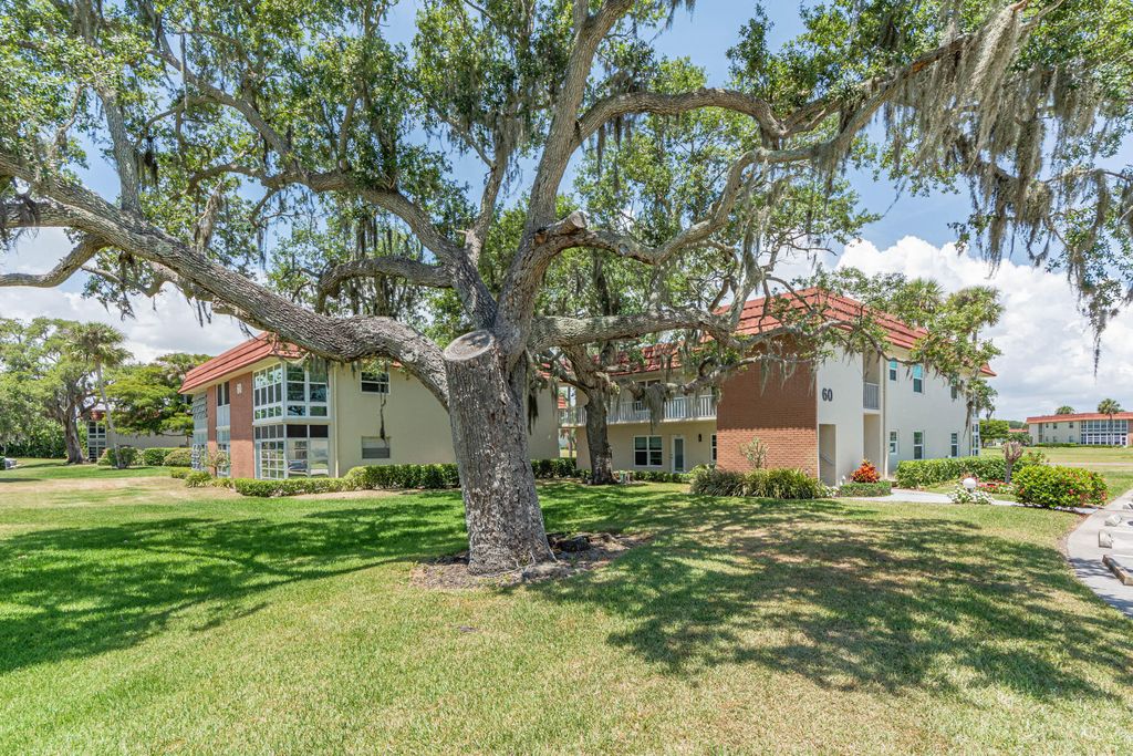 Photo of 60 Woodland Drive #204, Vero Beach, FL 32962 (MLS # B26021828)