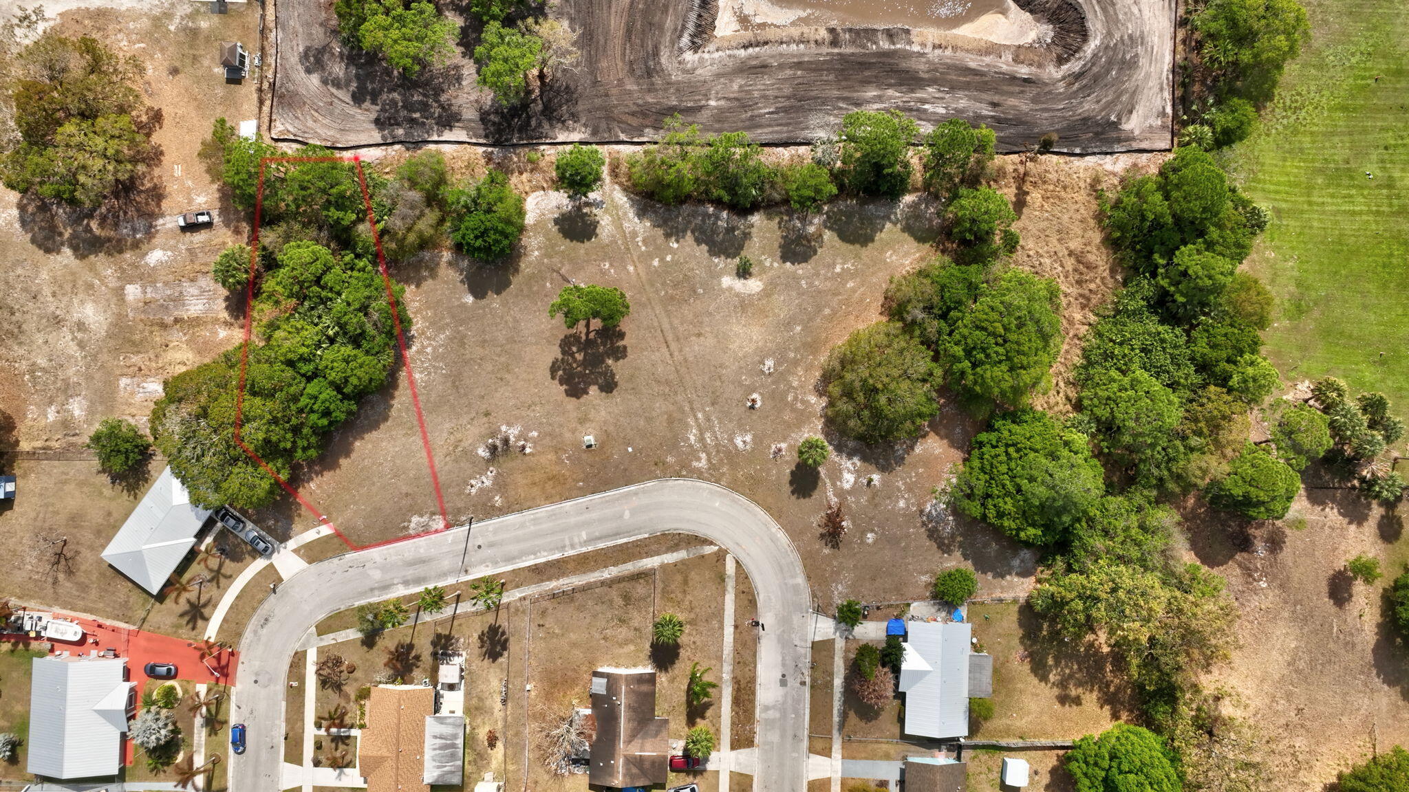 PINECREST ESTATES - Land