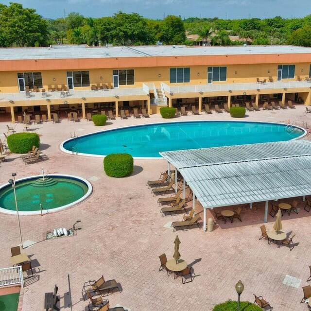 Lakes of Delray - Residential