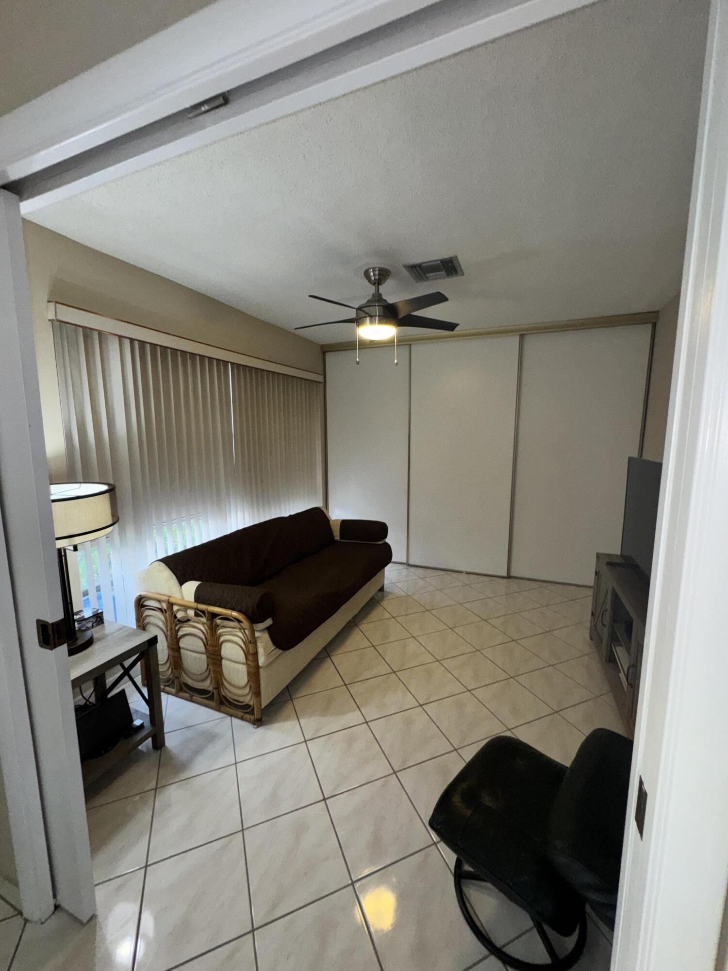 PALM GREENS AT VILLA DEL RAY CONDO II - Residential