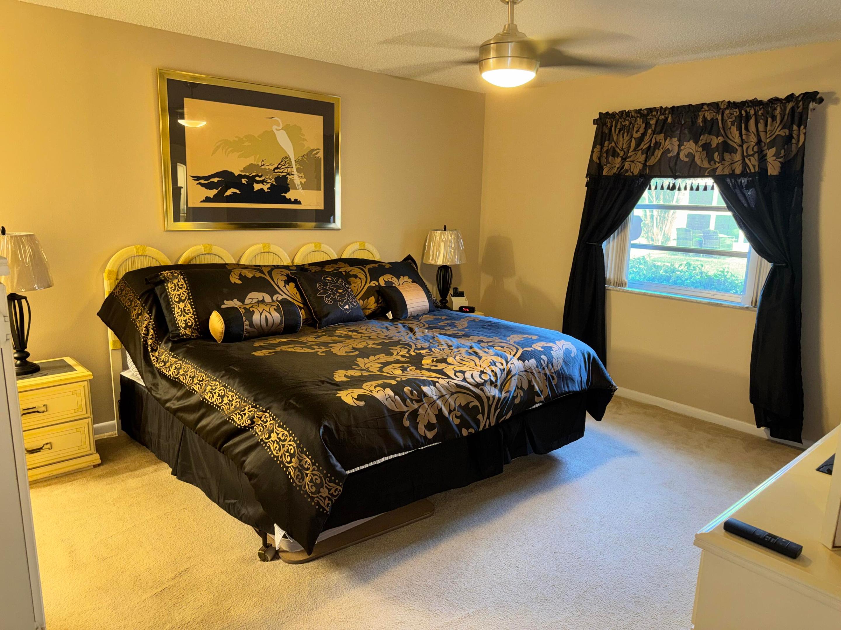 PALM GREENS AT VILLA DEL RAY CONDO II - Residential