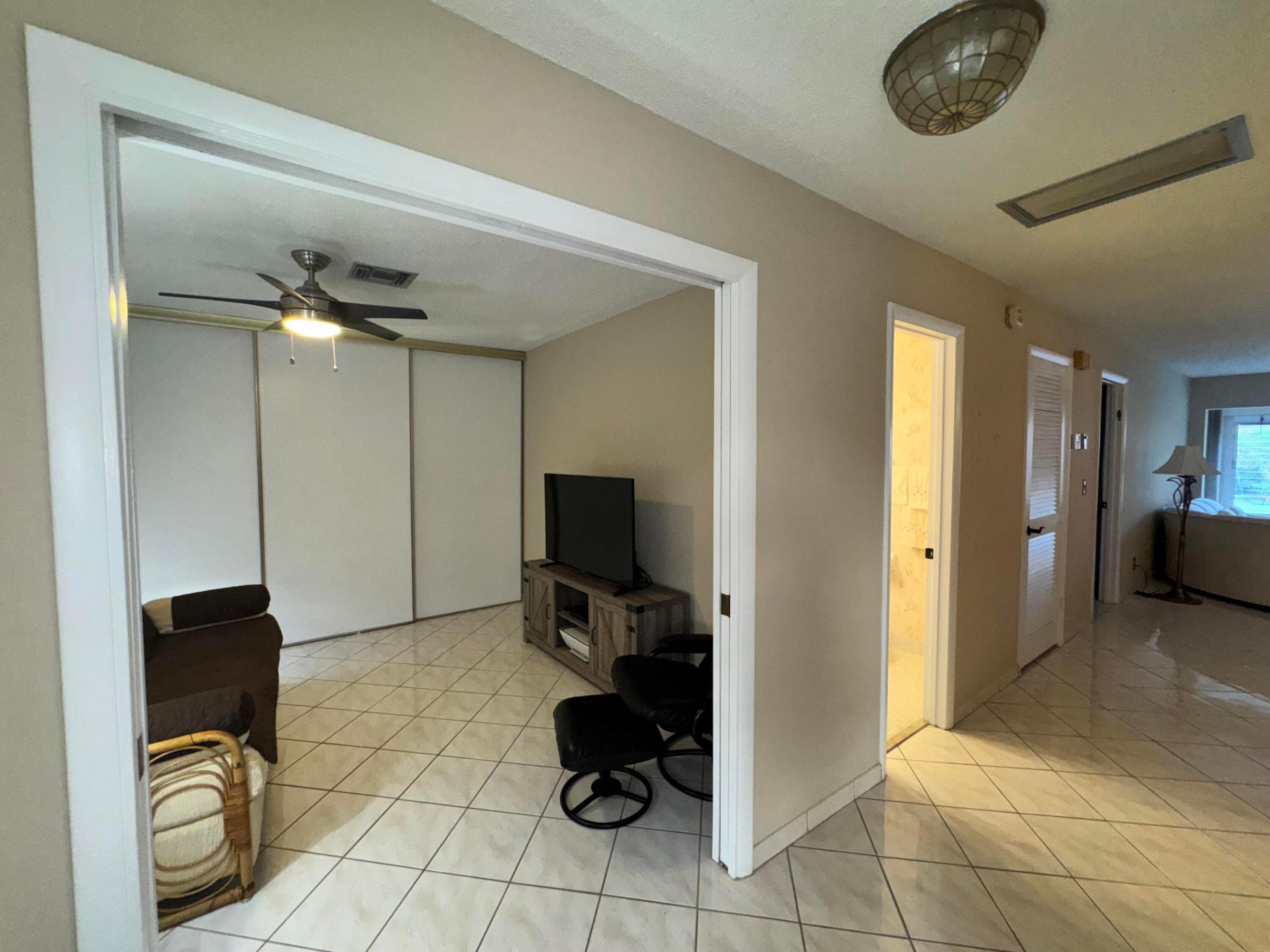 PALM GREENS AT VILLA DEL RAY CONDO II - Residential