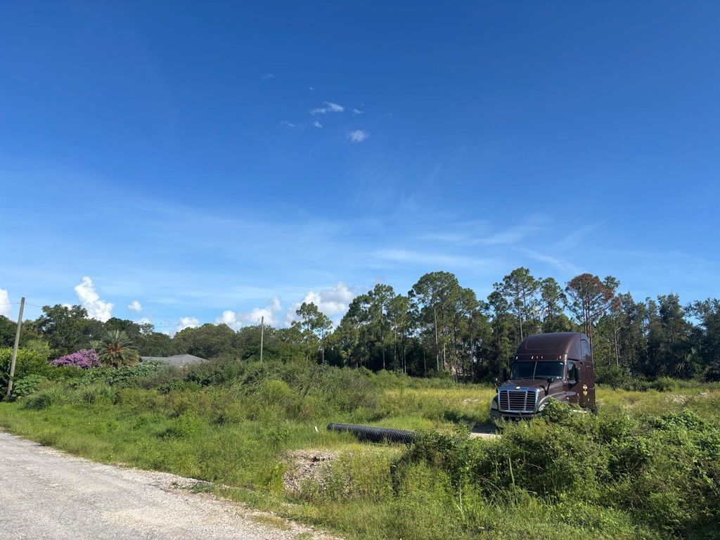 Photo of 17777 75th Place N, Loxahatchee, FL 33470 (MLS # R11100544)