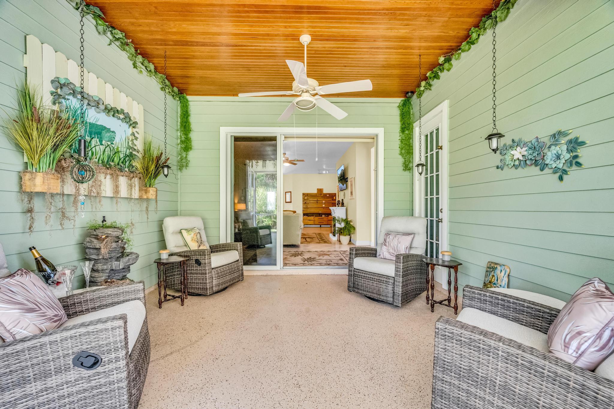 RIVER PLACE ON THE ST LUCIE NO 6 - Residential