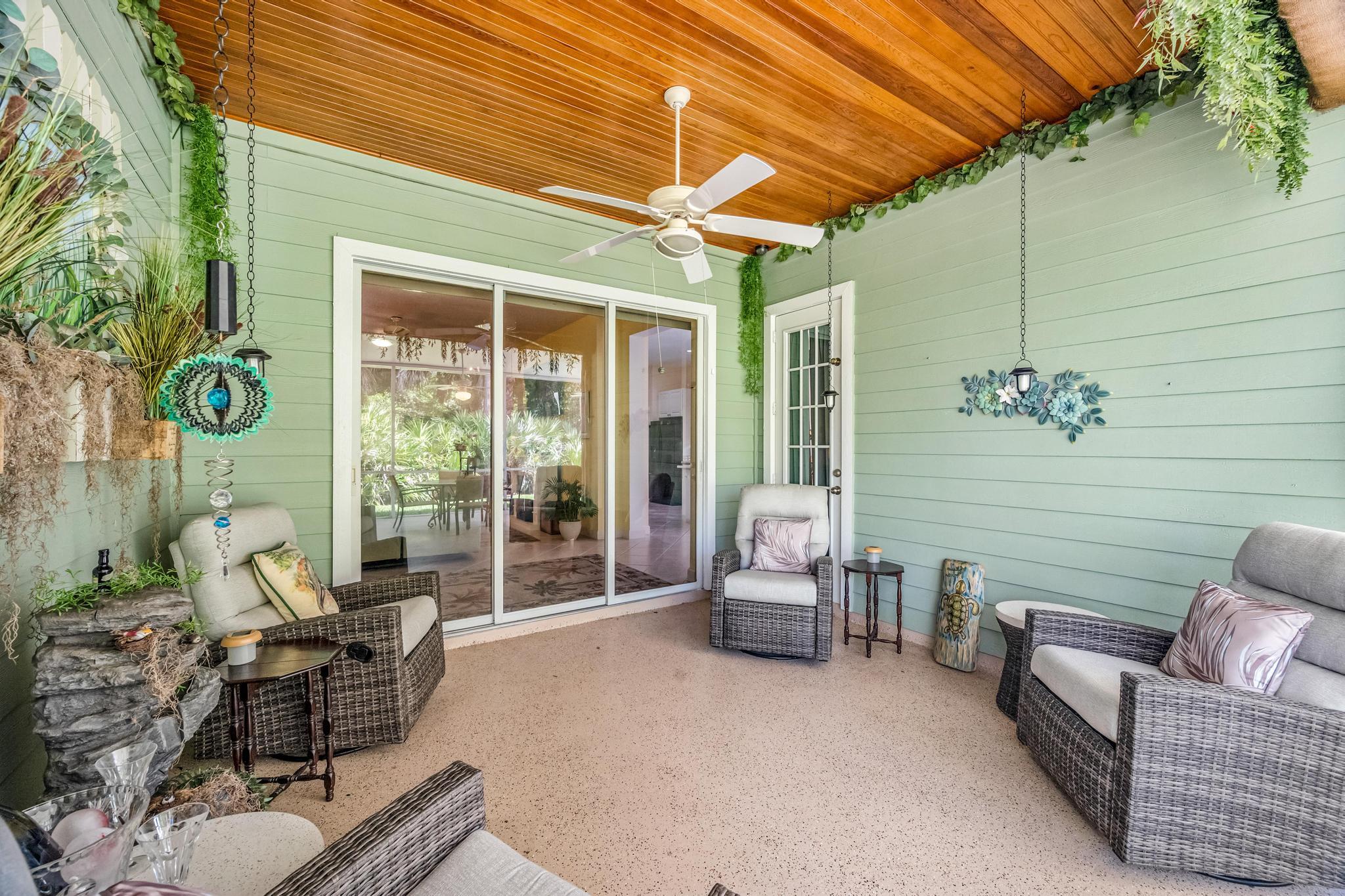 RIVER PLACE ON THE ST LUCIE NO 6 - Residential