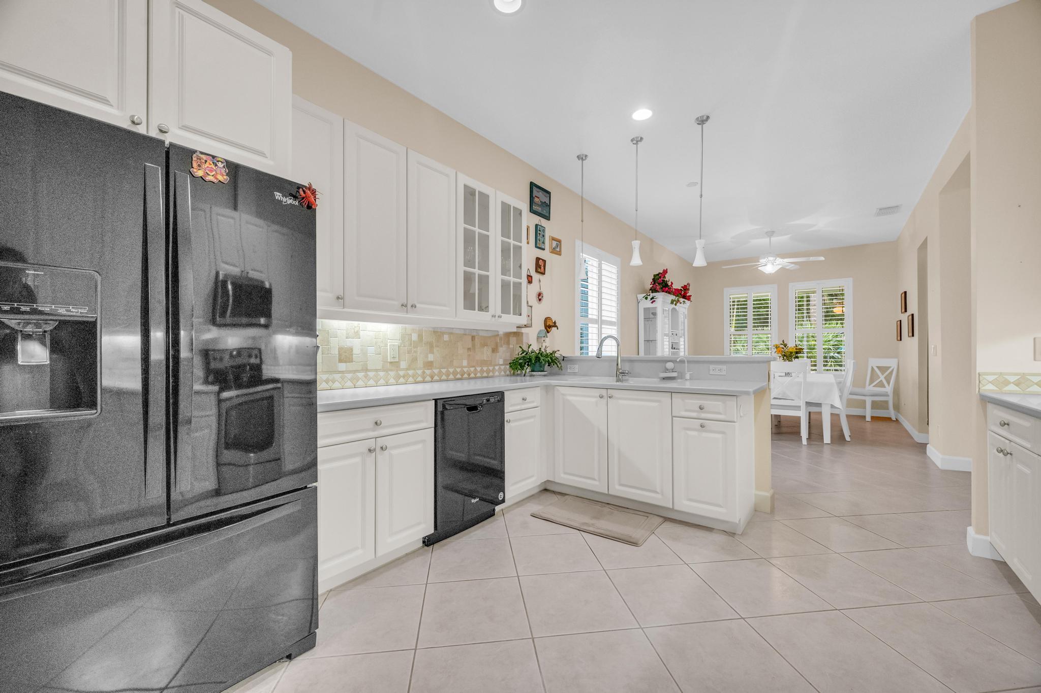 RIVER PLACE ON THE ST LUCIE NO 6 - Residential