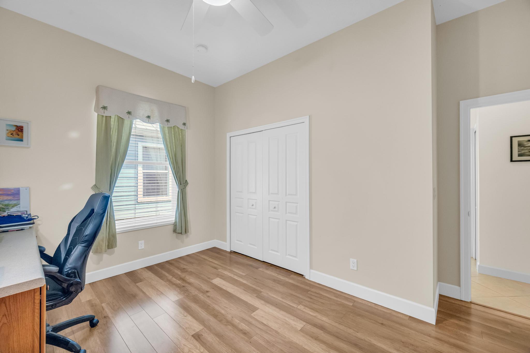 RIVER PLACE ON THE ST LUCIE NO 6 - Residential