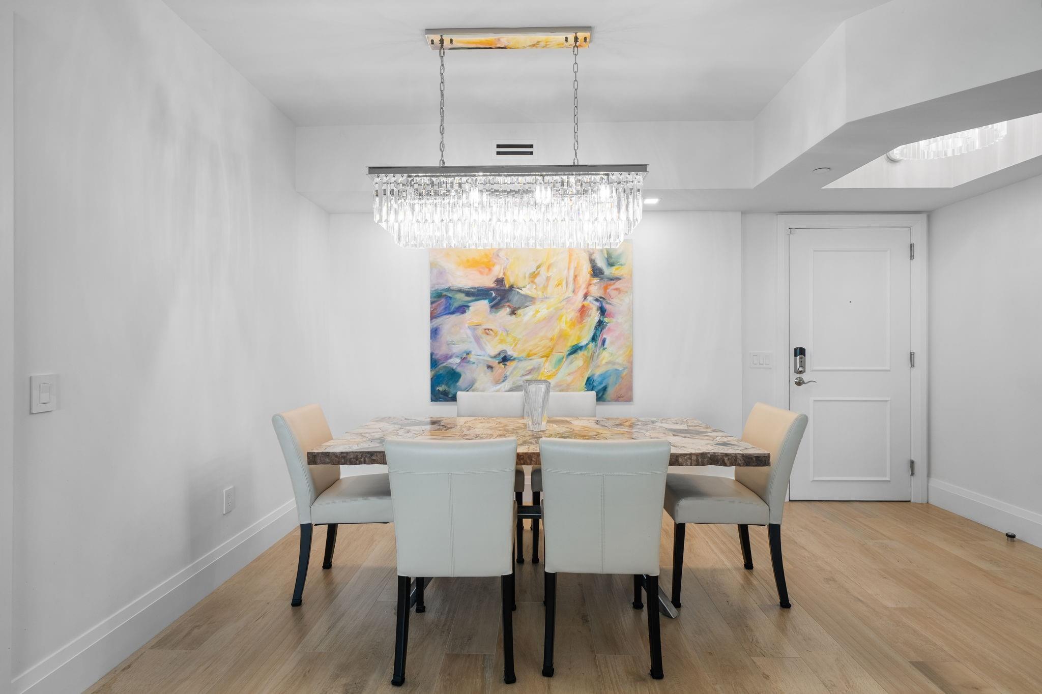 411 N New River Dr 2805