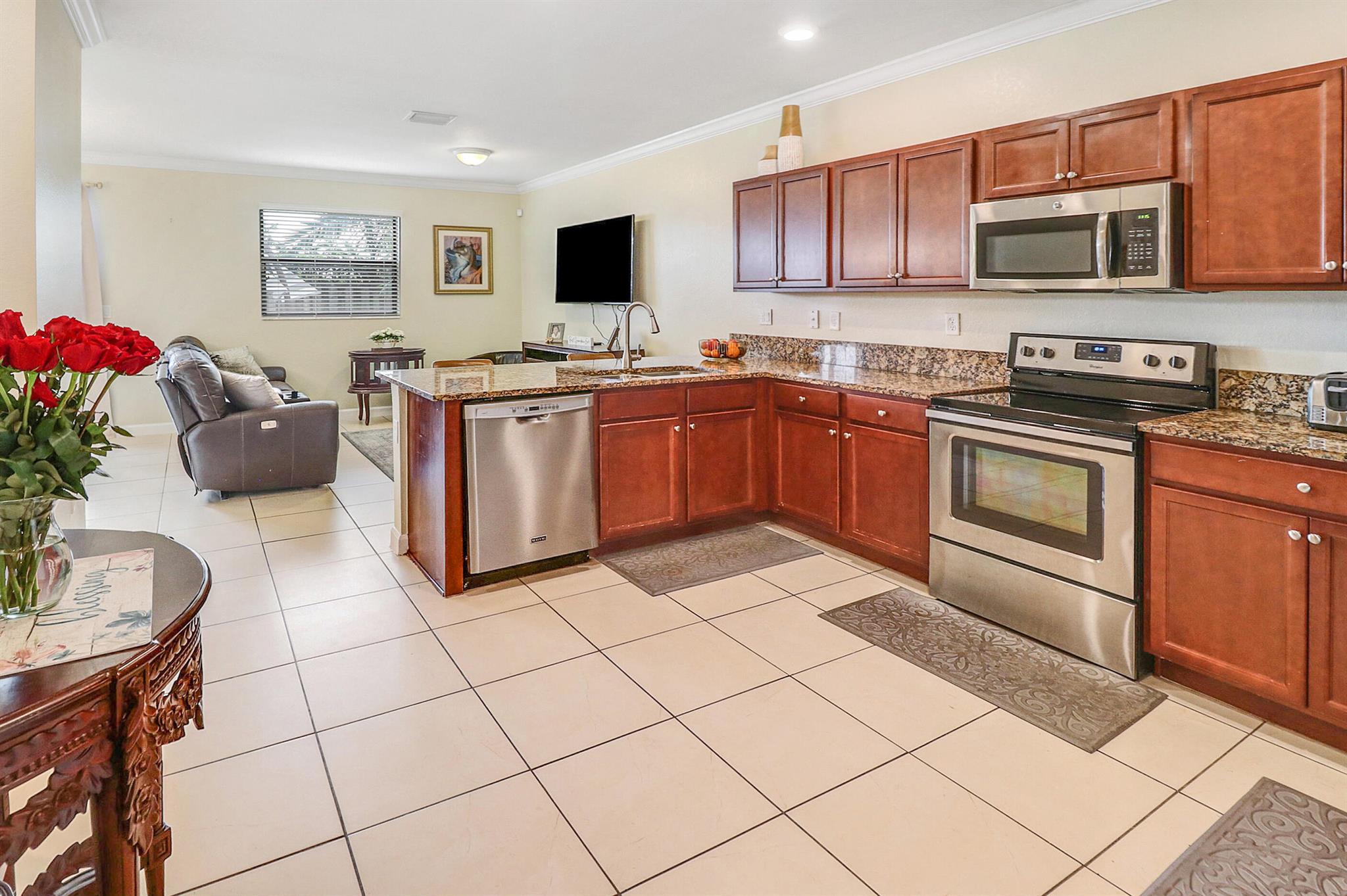 COCO PALM ESTATES - Residential