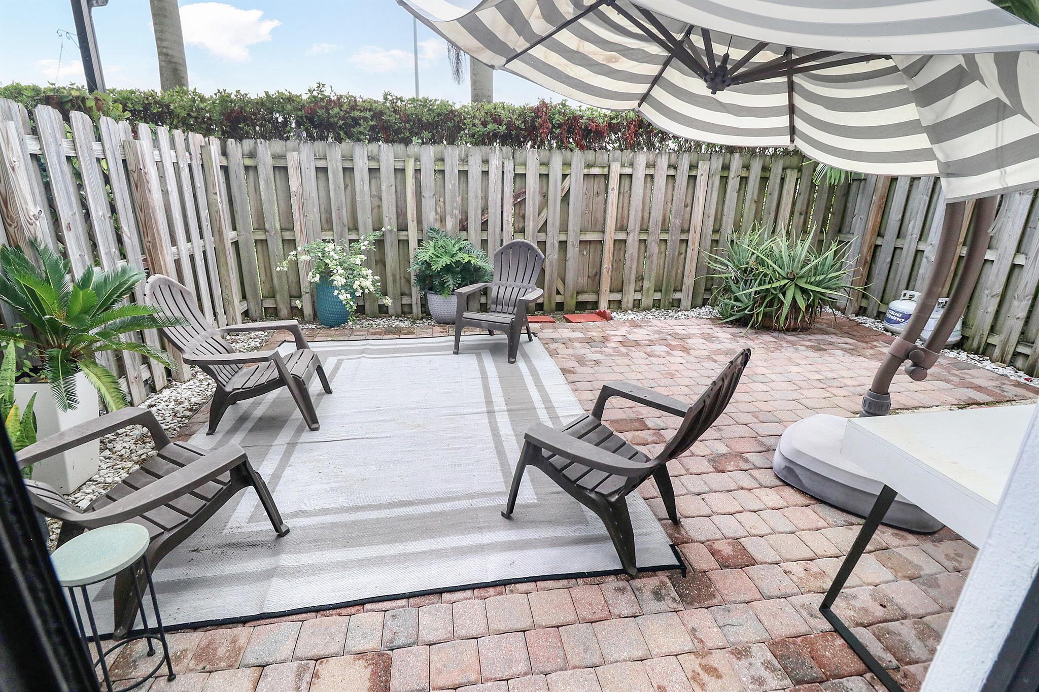 COCO PALM ESTATES - Residential