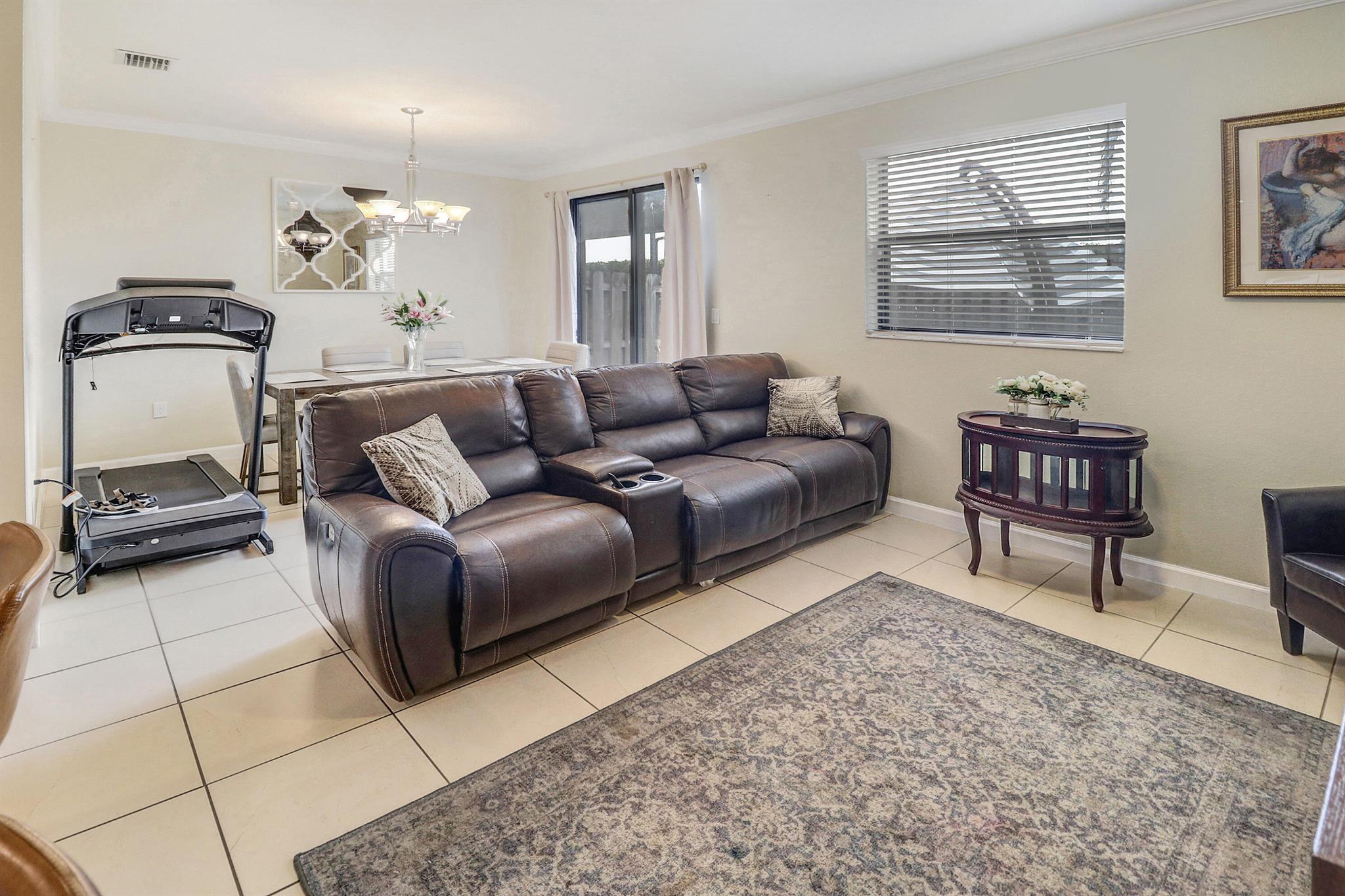 COCO PALM ESTATES - Residential