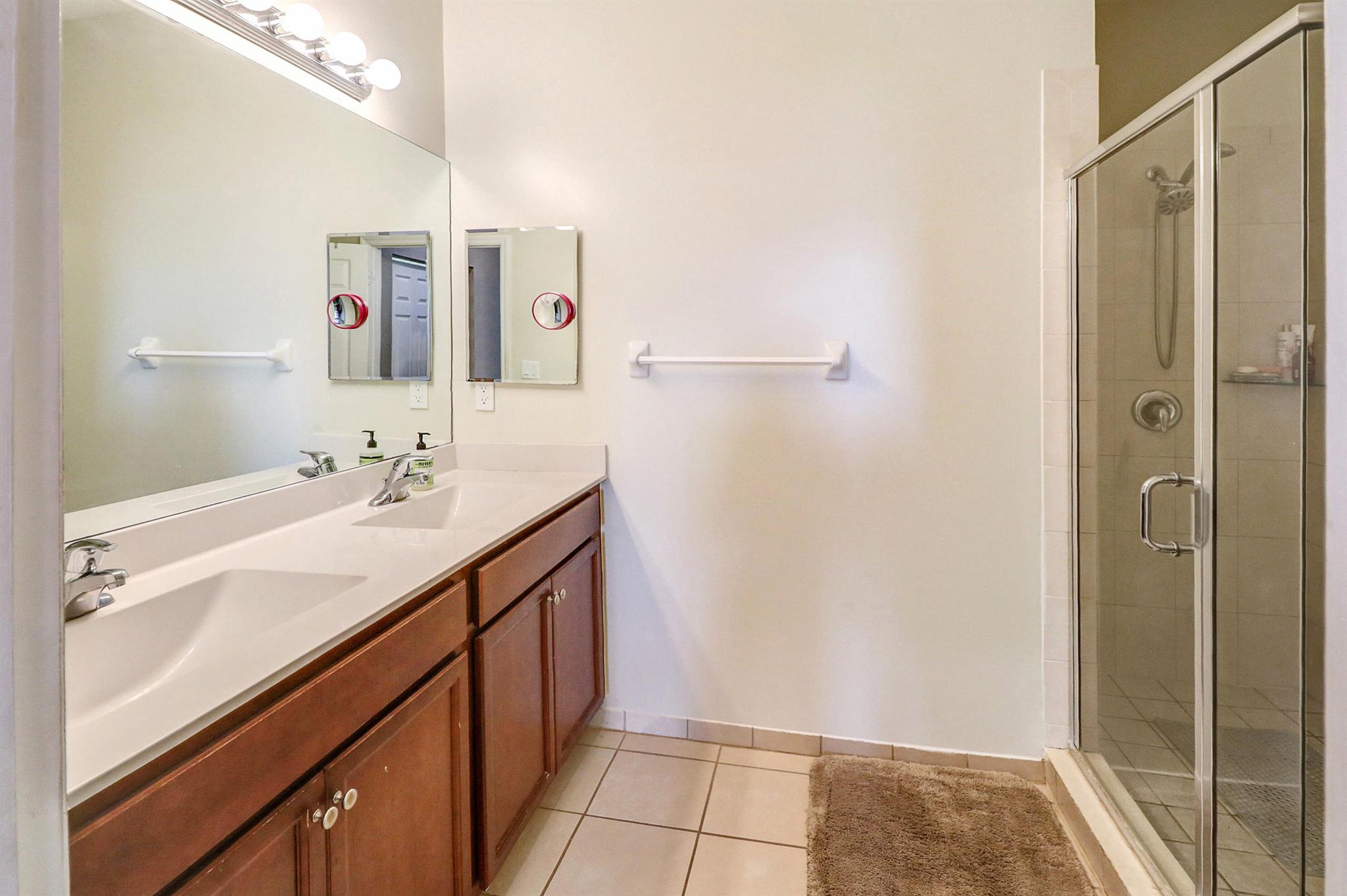 COCO PALM ESTATES - Residential