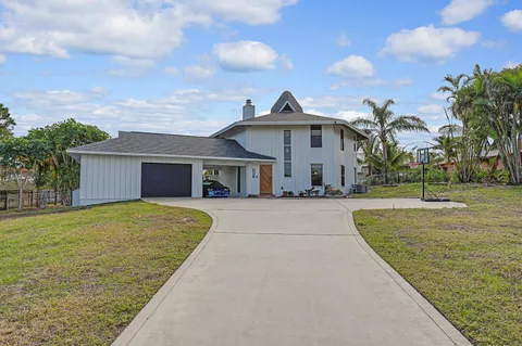 9752 SE Highborne Way, Hobe Sound, FL MLS: R11047483