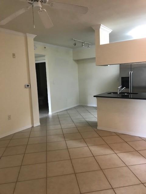 6530 Emerald Dunes Drive 106
