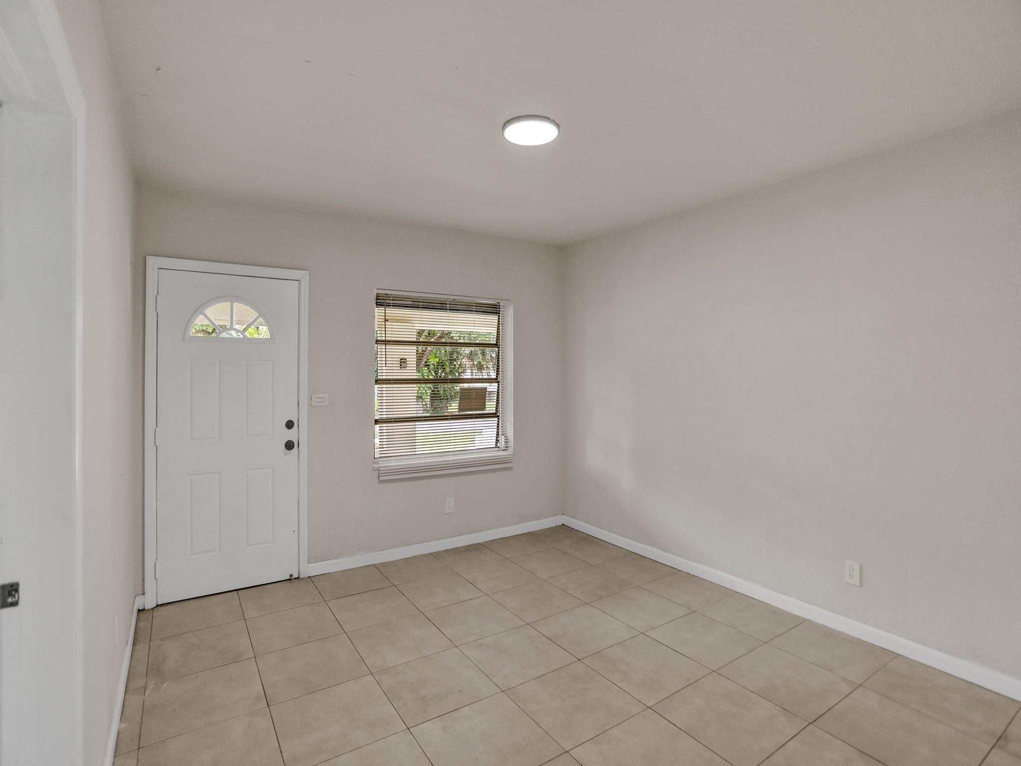 535 NW 91st St 1