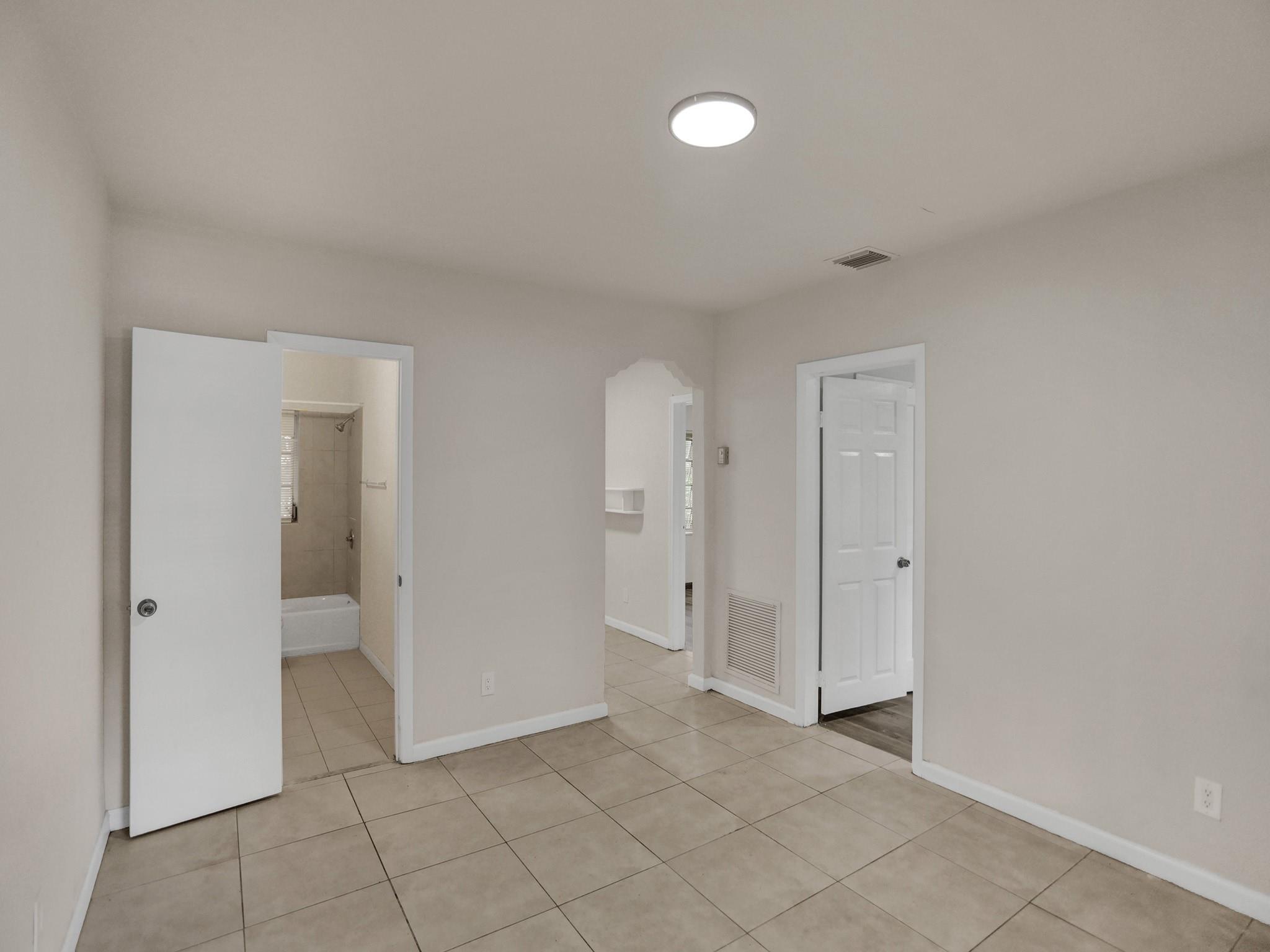 535 NW 91st St 1