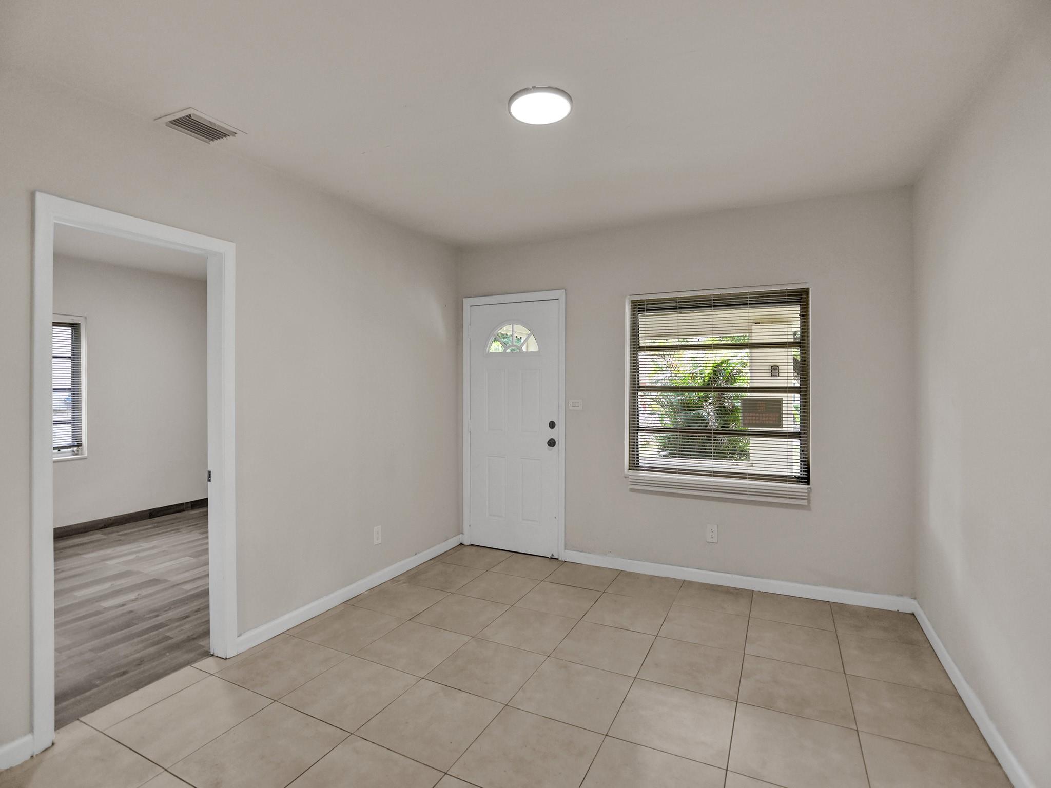 535 NW 91st St 1