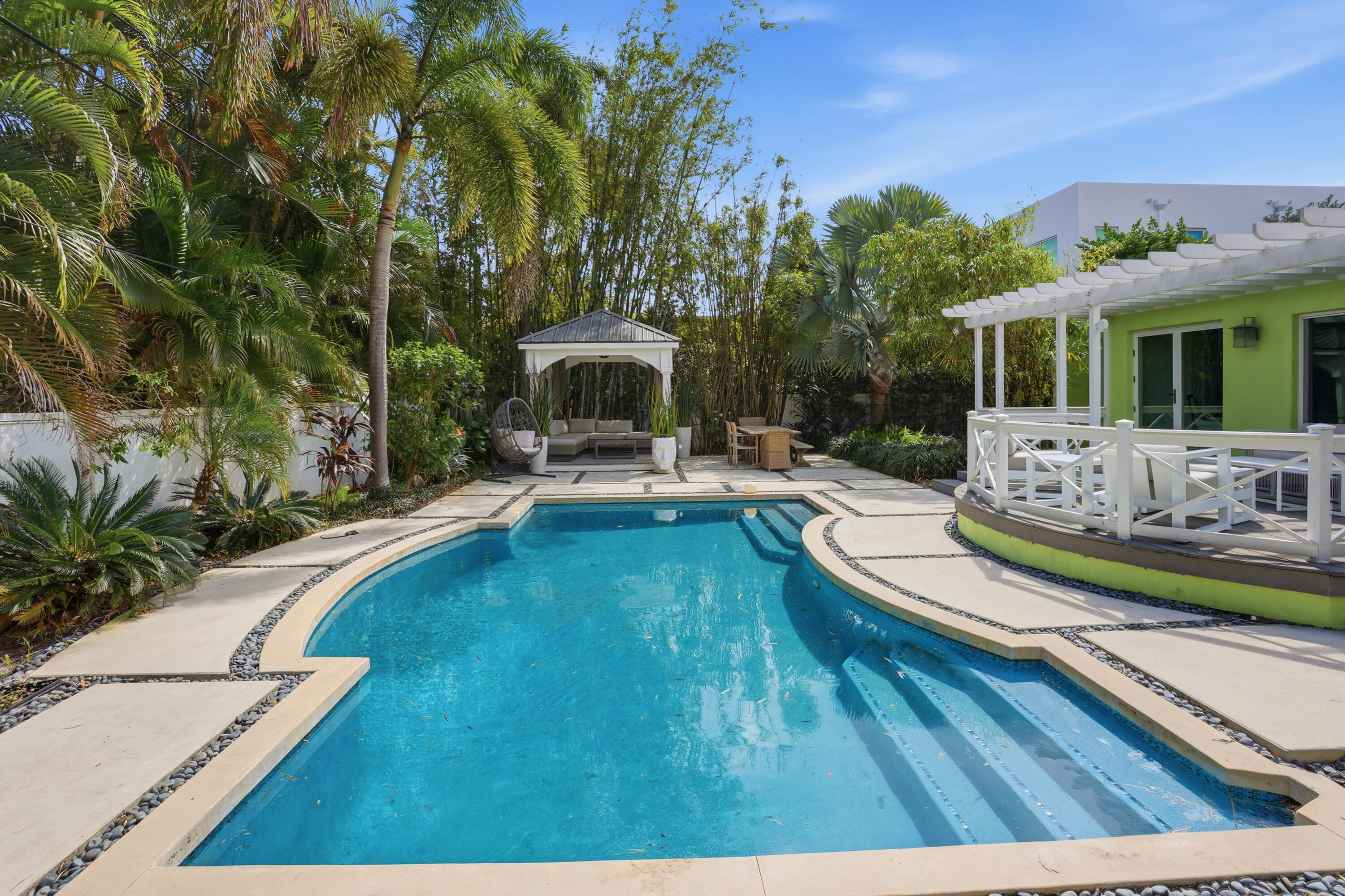 DELRAY TOWN OF - Residential Lease